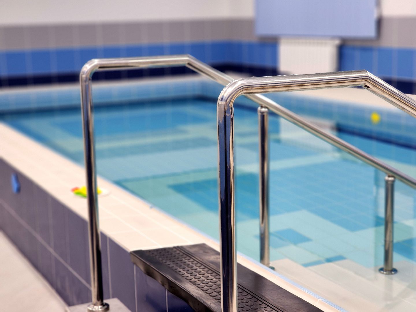 социальная адаптация, бассейн, реабилитационный центр, реабилитация, криа,