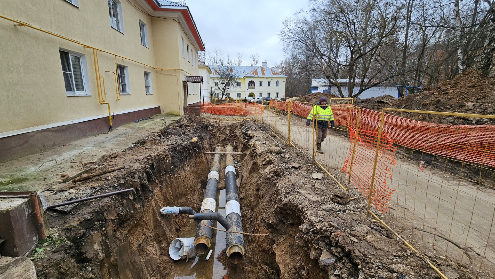 долгопрудный, инженерные сети, инженерные коммуникации, отопление, трубы горячего водоснабжения, замена трубопровода,