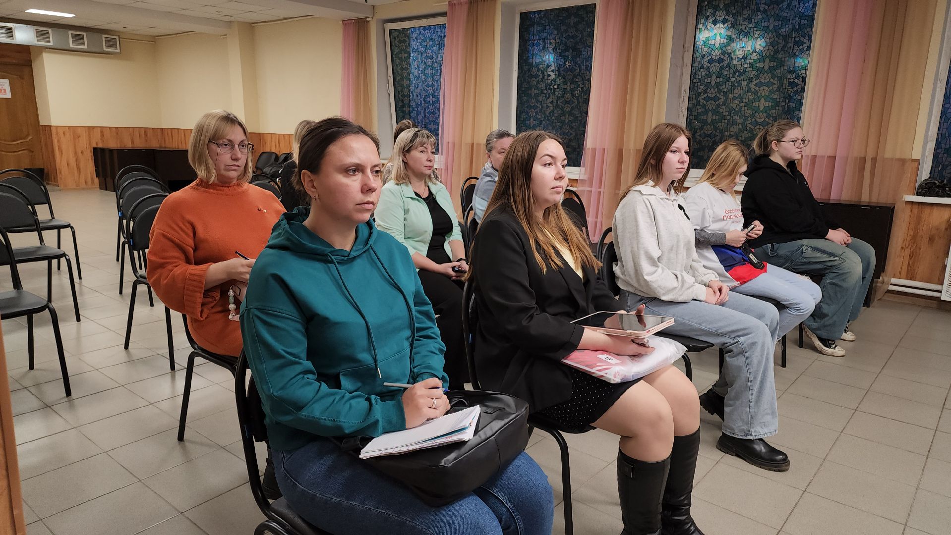 кашира, волонтеры, добровольцы, волонтеры подмосковья, семьи сво, дети с овз,