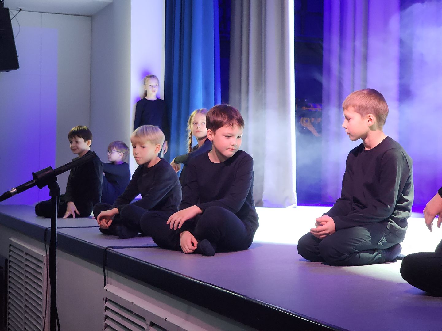 Черноголовка, Новая черноголовская школа, Благотворительность,