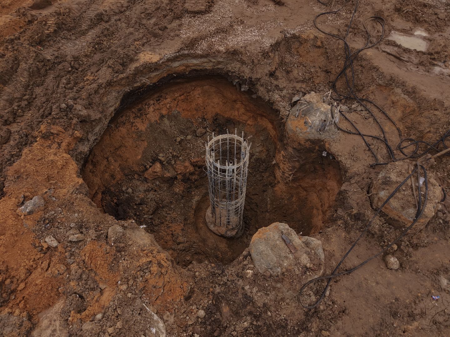 видео с коптера, путепровод платформа черное, путепровод в балашихе,