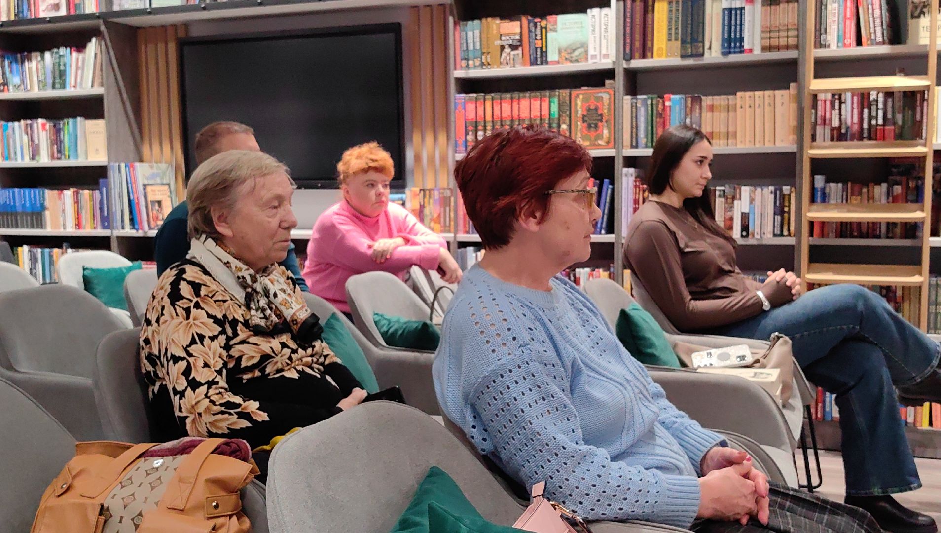 больница, встреча, жители, поликлиника,