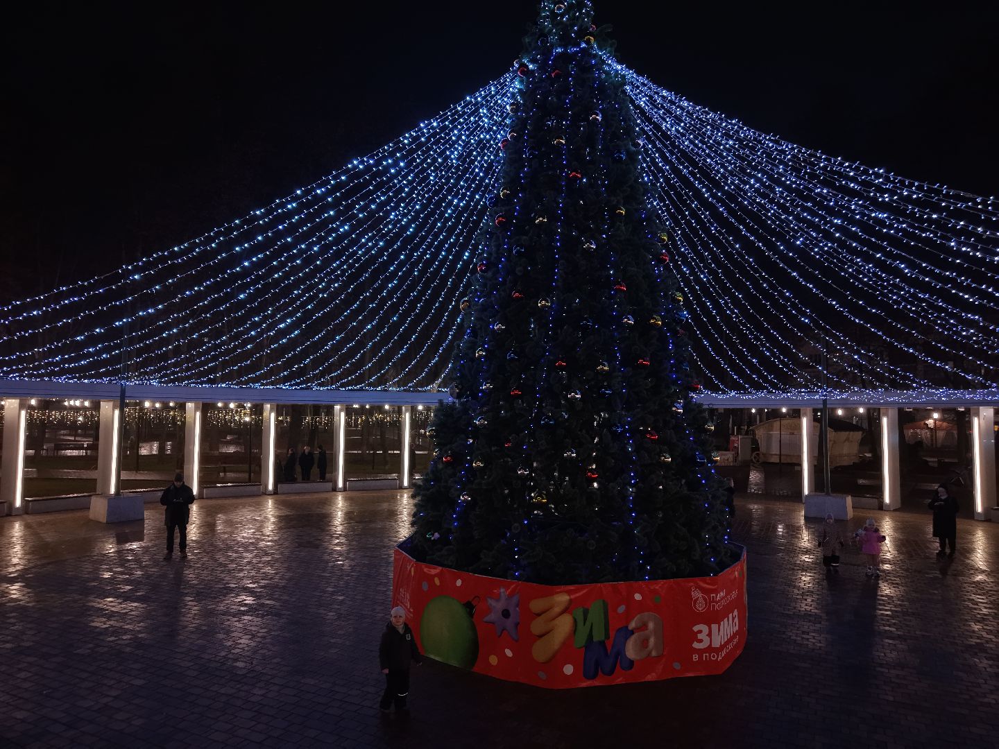 видео с коптера, елка в парке Талалихина , новый год в подольске, елка в подольске, парк талалихина,