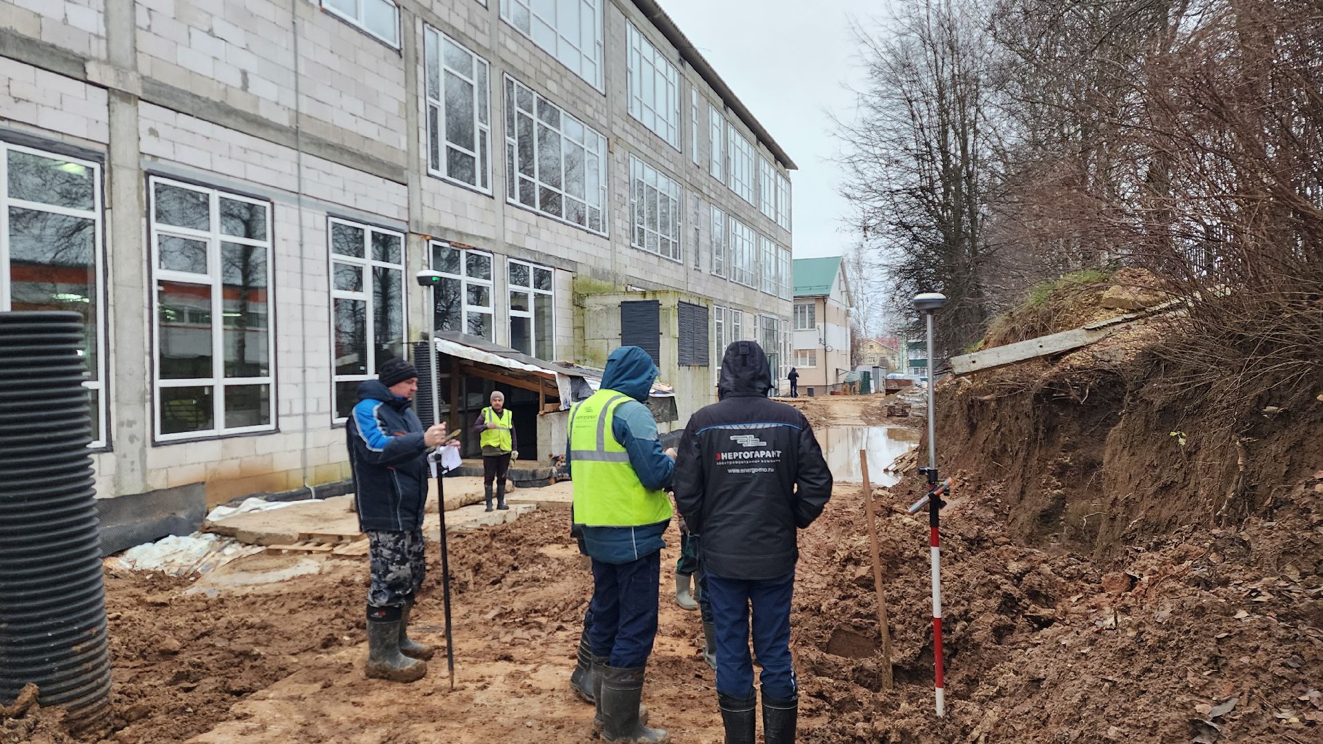 истра, строительство школы, пристройка к школе,