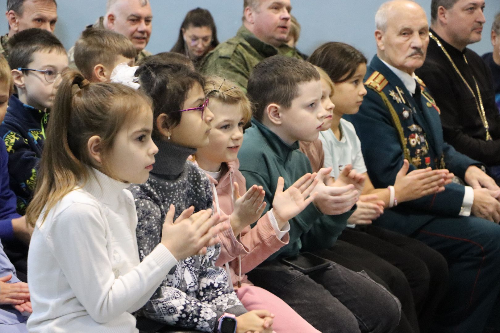 серебряные пруды, день героев,