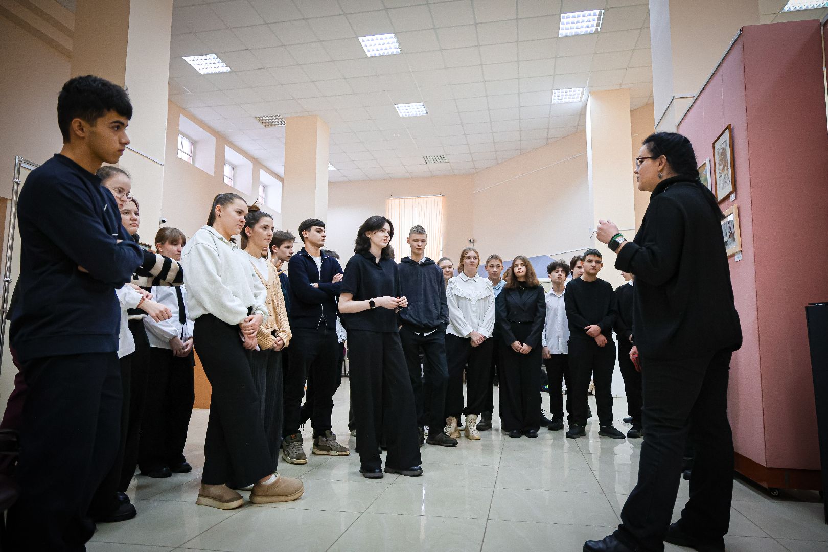 клин, общество,  культура, выставки, городецкая роспись, подмосковье,