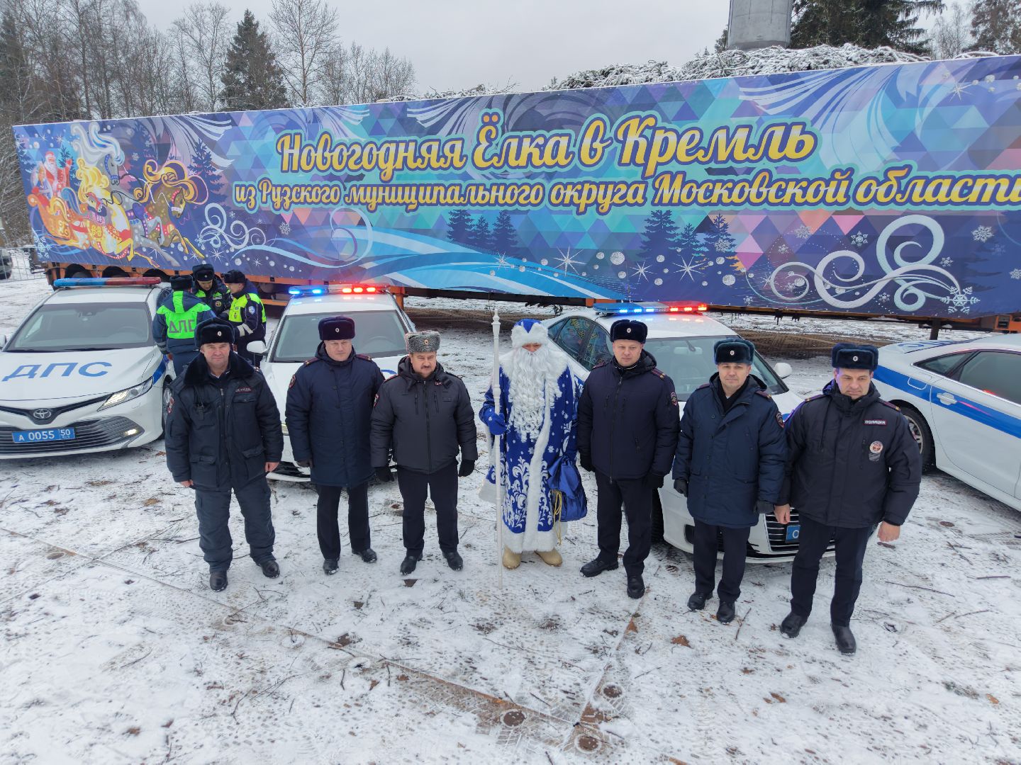 видео с коптера, новогодняя ель, ель из рузы в кремль,