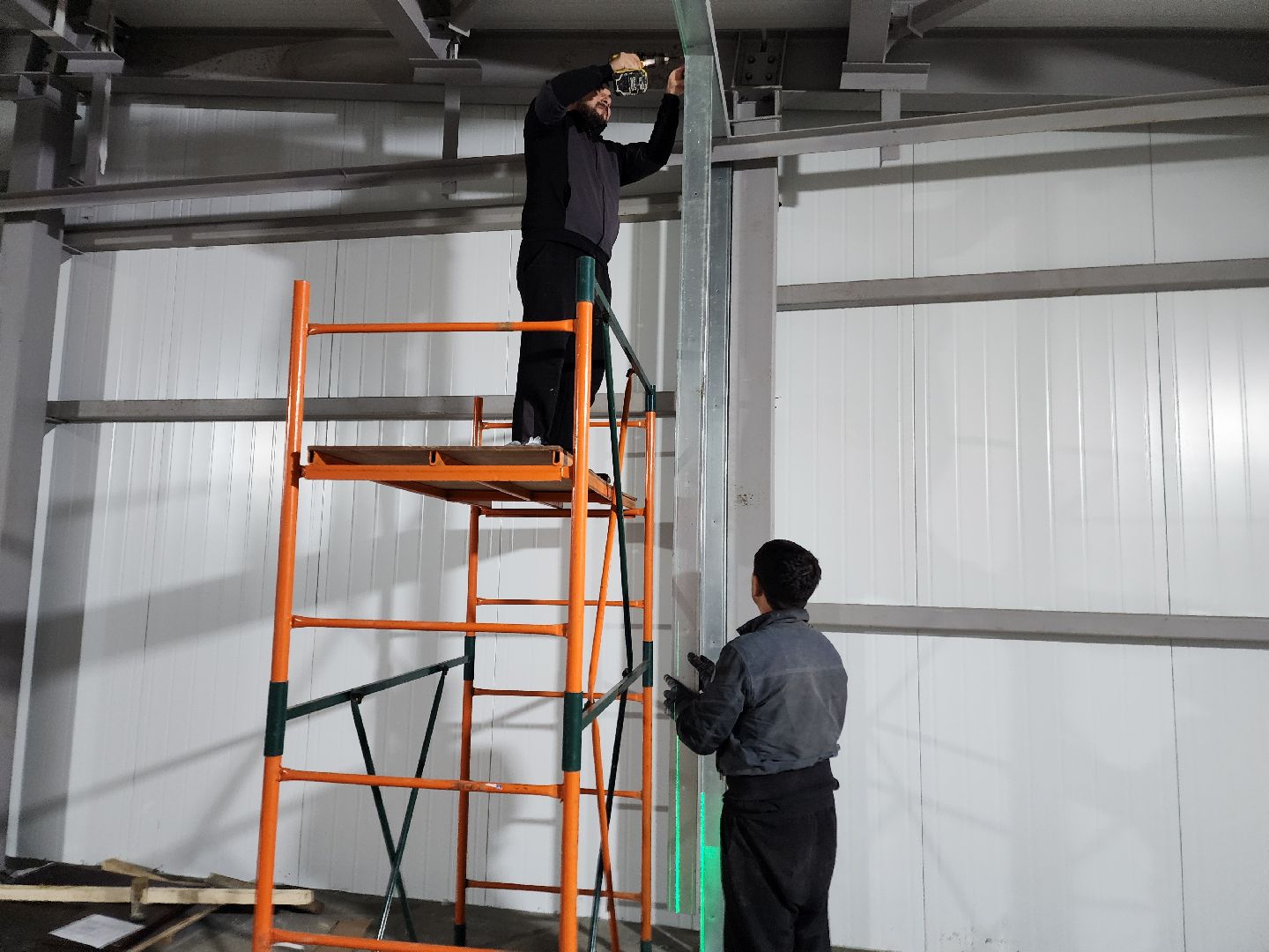 чехов,микрорайон губернский, лесопарк, строительство, благоустройство, универсальный павильон, летняя веранда, терраса, основание под веранду, проходы и проезды, пешеходные зоны, фасадные работы, инженерные сети, канализационно-насосная станция, видеокамеры,  серверная, кафе,госпрограмма московской области, формирование комфортной городской среды,