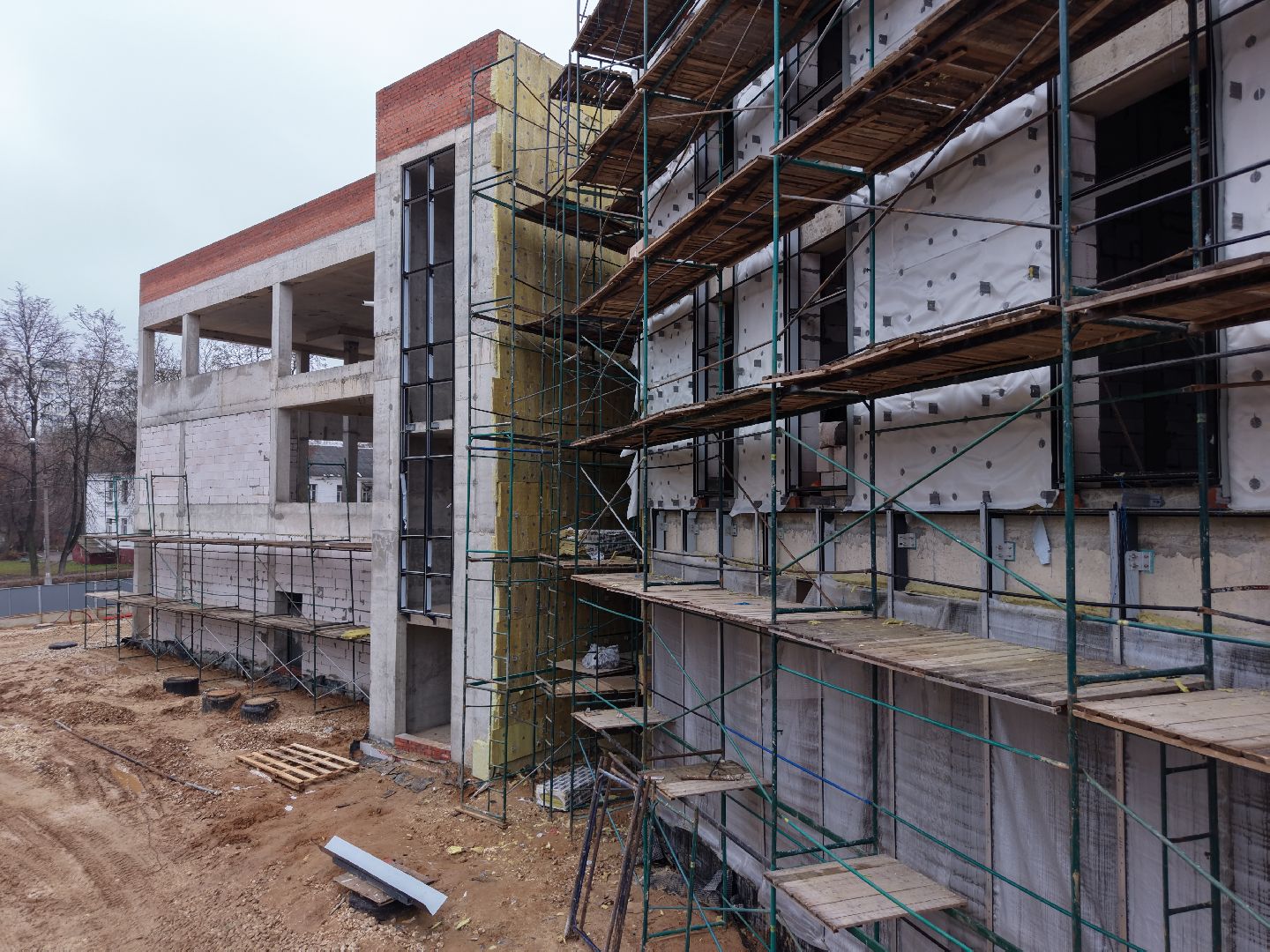 видео с коптера, пристройка к школе 16 в подольске,