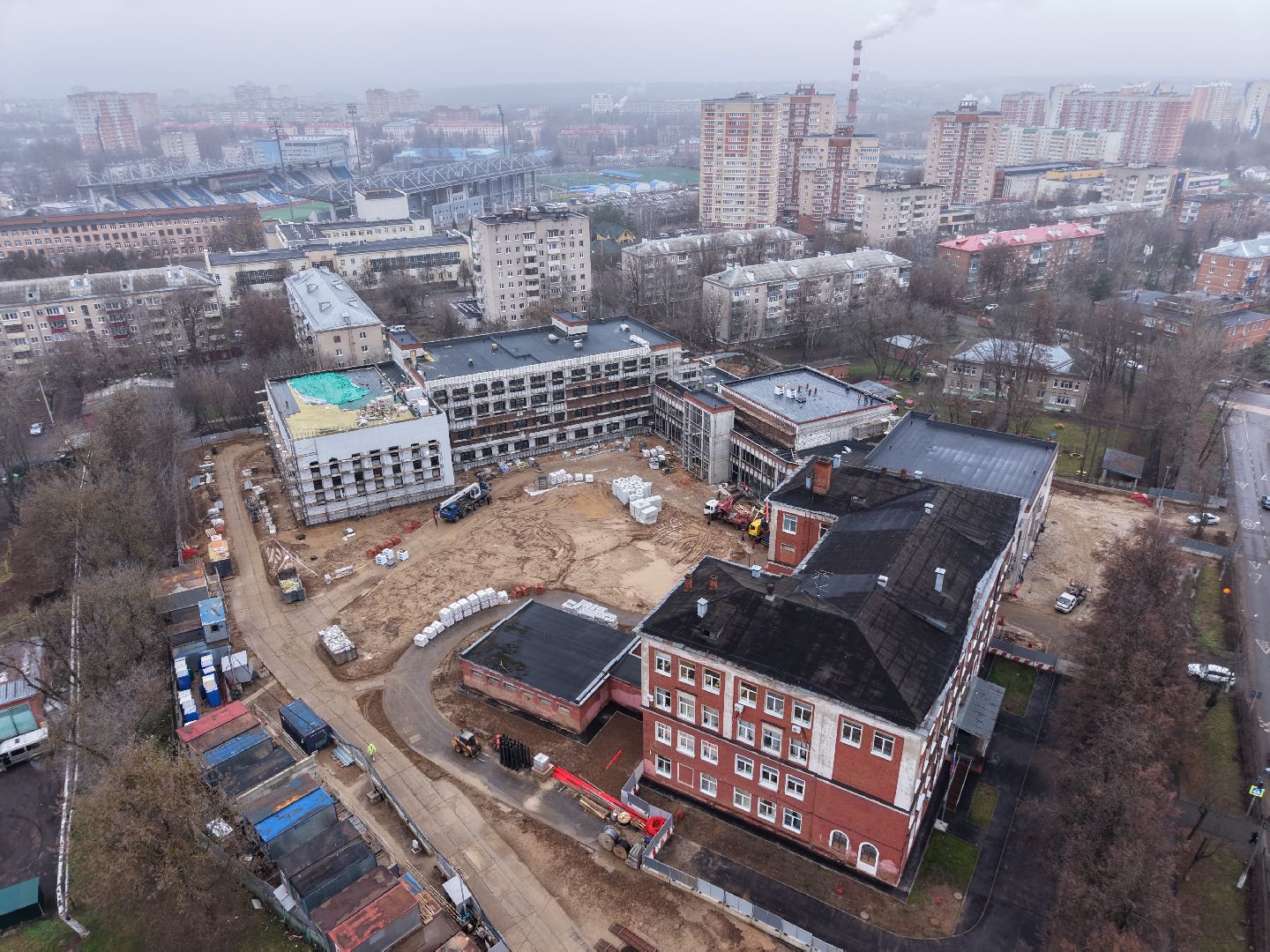 видео с коптера, пристройка к школе 16 в подольске,