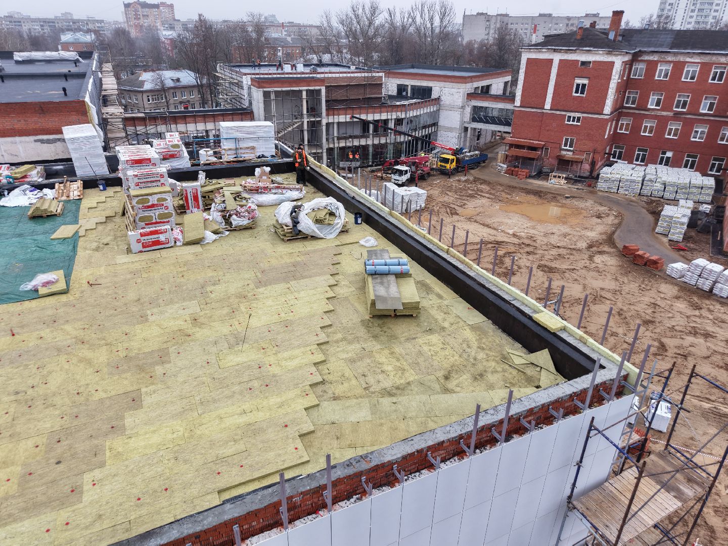 видео с коптера, пристройка к школе 16 в подольске,