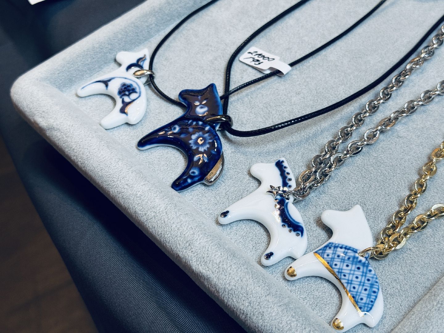 гжель, гжельский фарфоровый завод, современная гжель, декоративно-прикладное искусство, народный художественный промысел, промыслы, коллаборация промысла, коллаборация гжель,