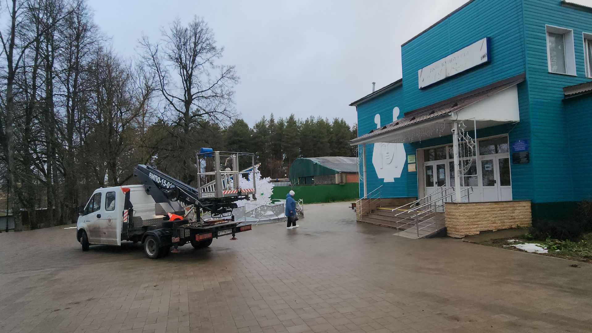 серпухов, сквер в поселке пролетарский, дк лира в поселке пролетарский,