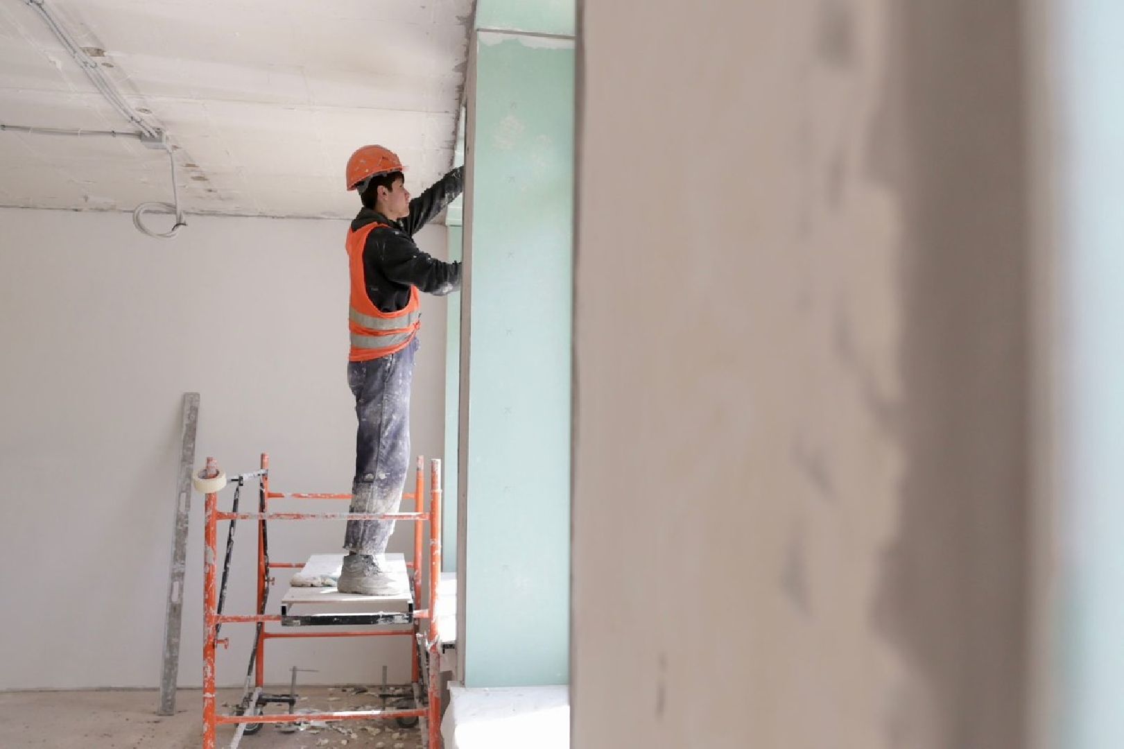 Солнечногорск, школа, ремонт, фасад, кабинеты