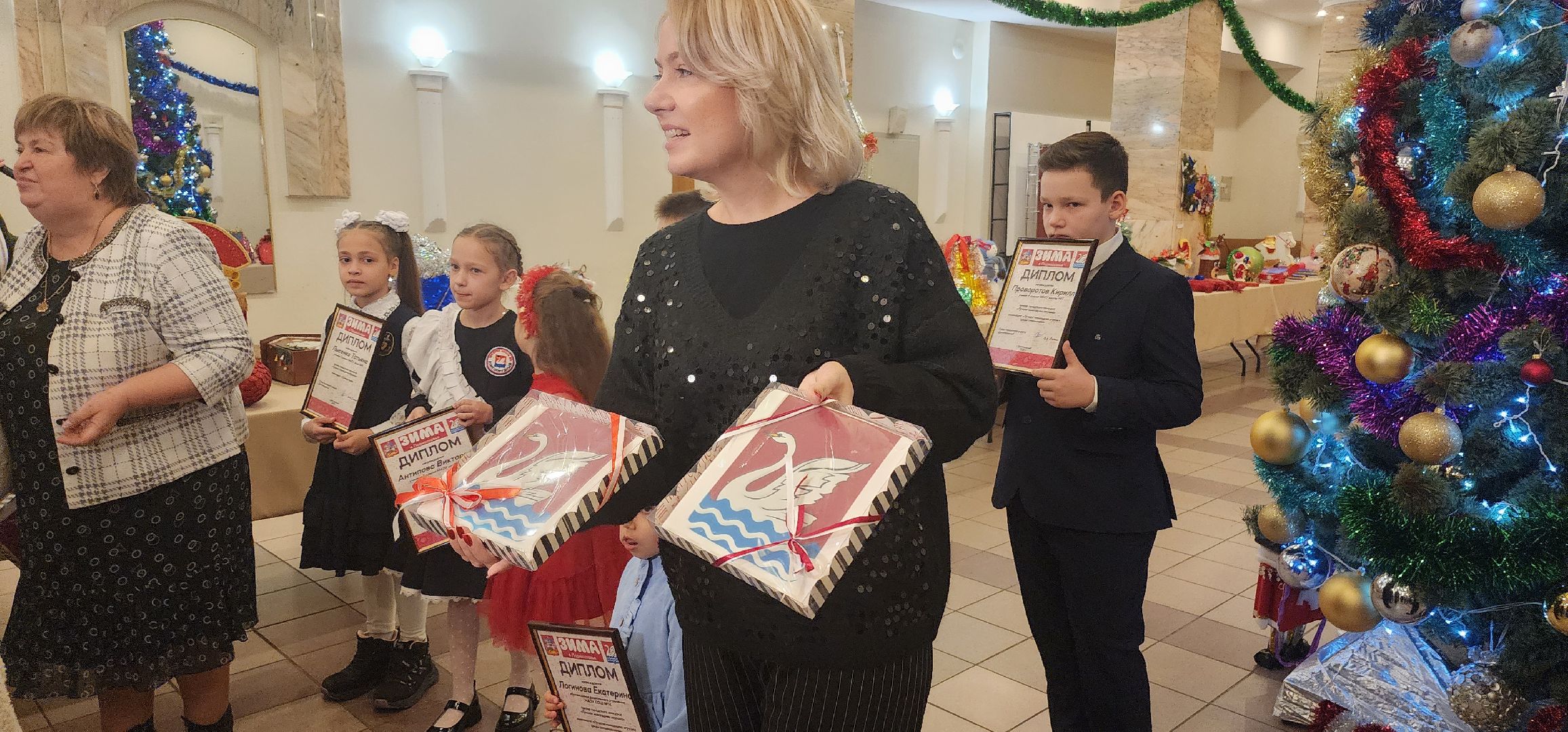 долгопрудный, елочные игрушки, новогодняя игрушка, символ года, лошадь, конкурс,