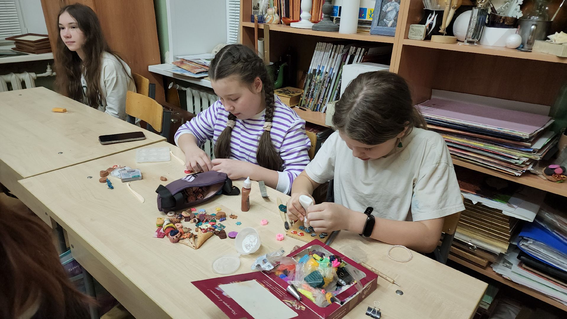 кашира, детская школа искусств, полимерная глина, поделки, новый год, фотозона,