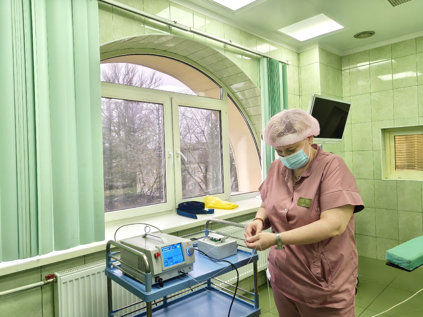 наро-фоминская больница, апрелевка, лазерный аппарат, варикоз, хирургическое отделение, сосудистый хирург,