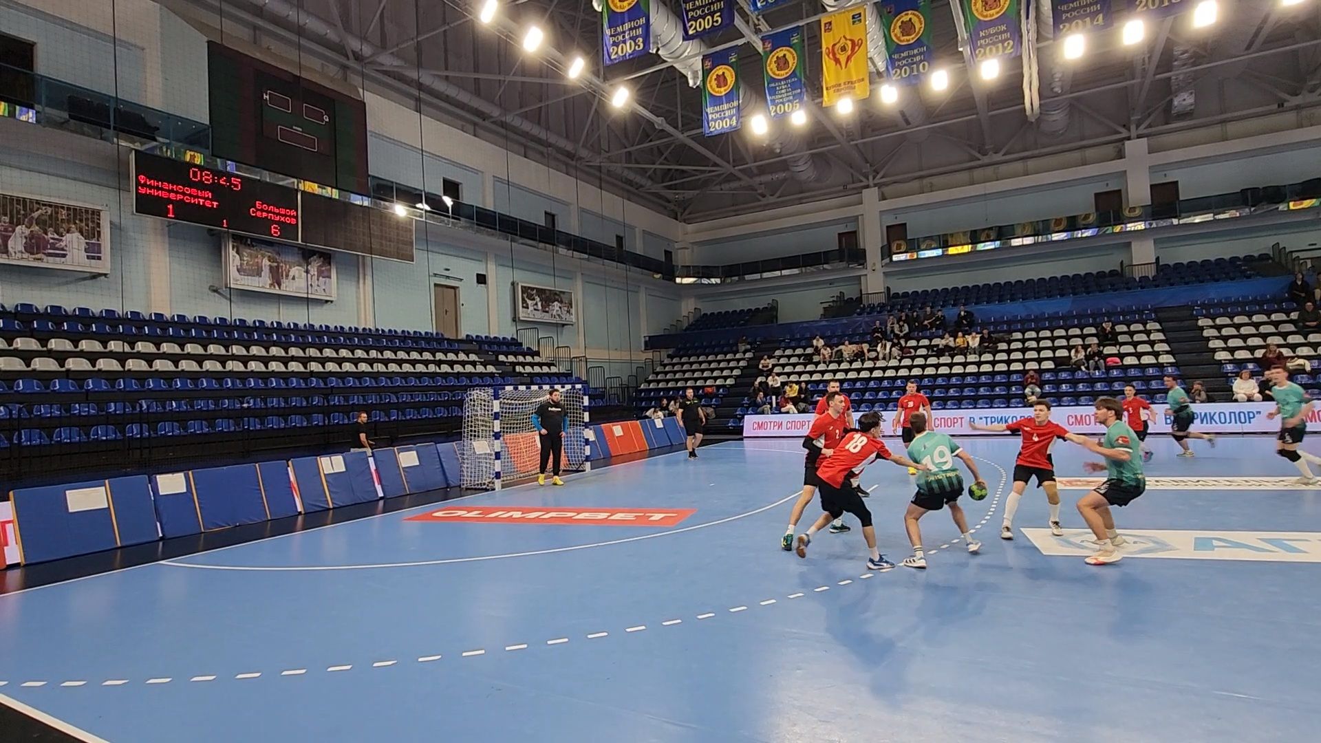 чехов,дворец спорта олимпийский, любительский турнир по гандболу, герои города, любители и профессионалы, разные возрастные категории, рекордное количество команд, круговая система, отборочные игры,  матчи плей-офф, расписание игр, чеховские медведи,крупнейший в россии турнир, всероссийские соревнования по гандболу, министерство спорта и туризма подмосковья,