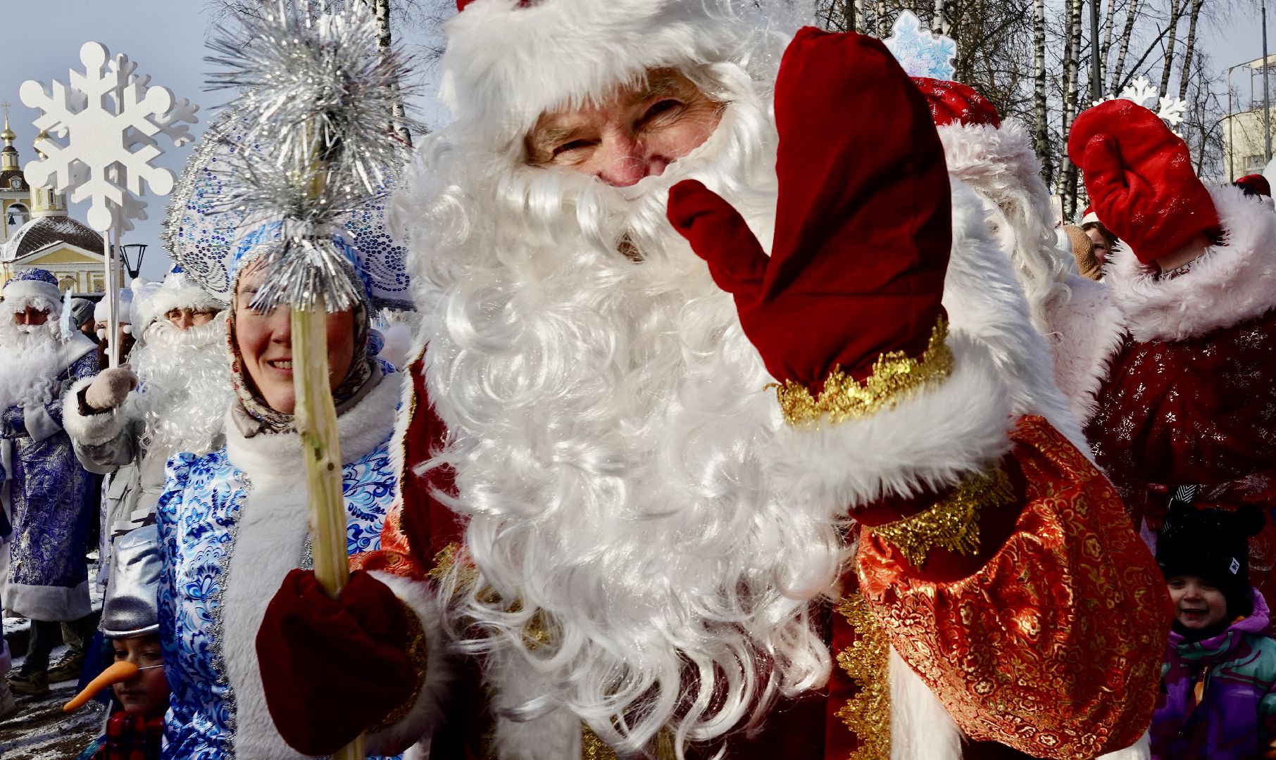 зима в подмосковье , сергиев посад , сергиево-посадский городской округ, парад дедов морозов  , новый год,