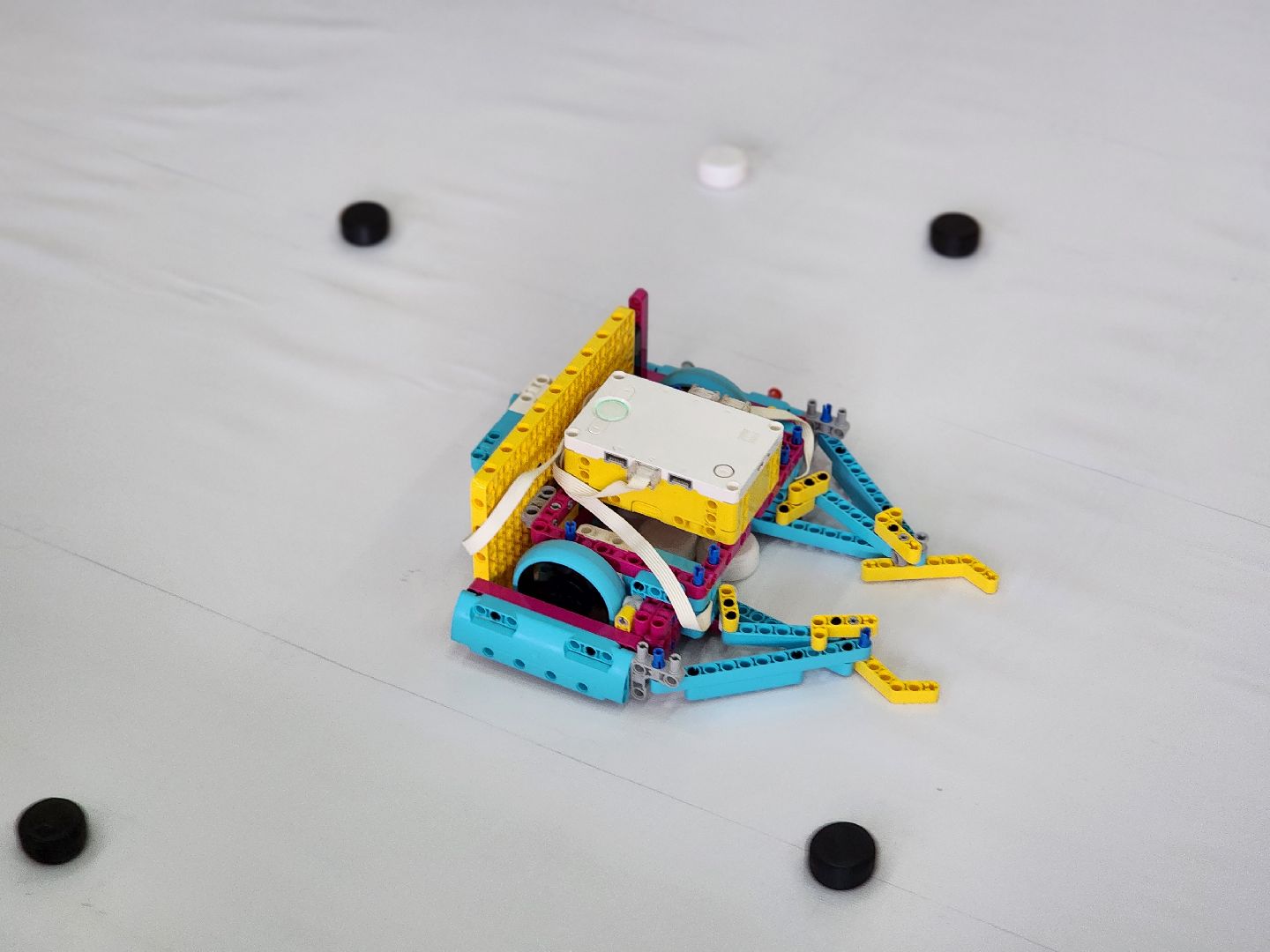 королёв, кванториум в королеве, центр орбита, космороботс, робототехника,