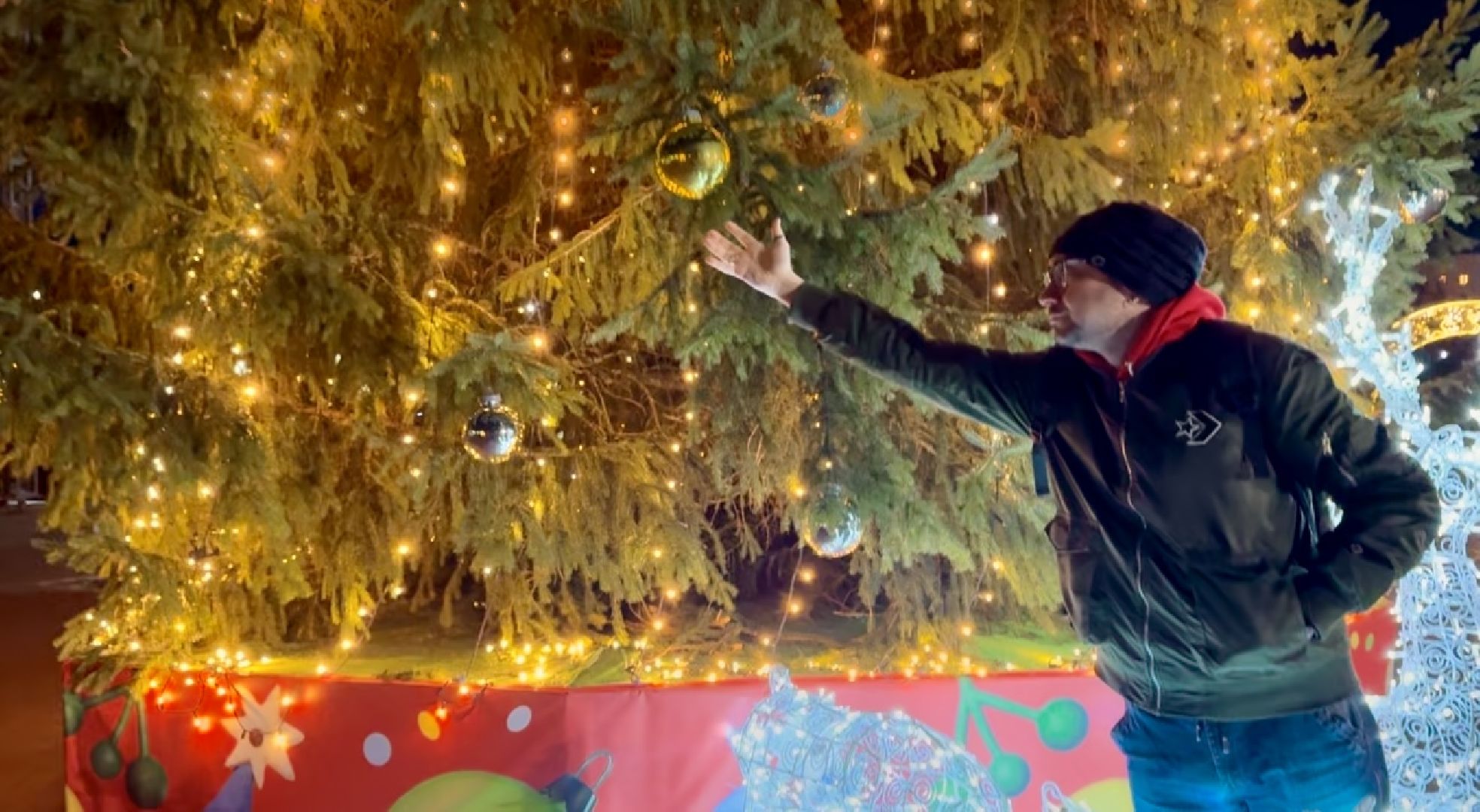 шаховская школа, новогодние украшения, зима в  подмосковье,