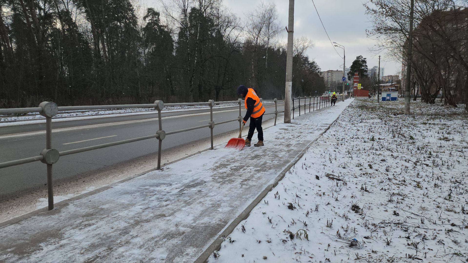 красноармейск, городской округ пушкинский, уборка городских территорий, гололедица,