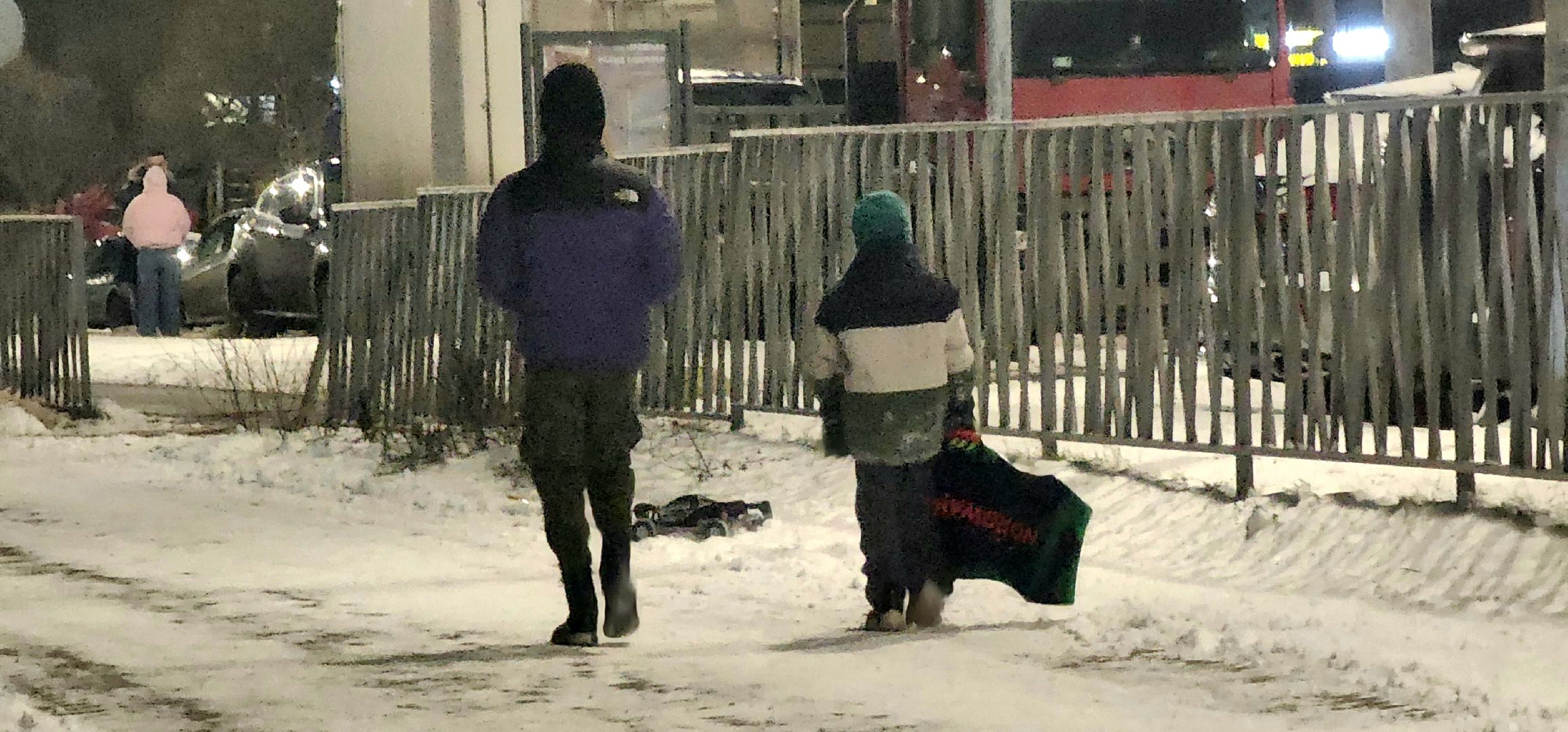 долгопрудный, парки, зимняя сказка, зима в подмосоковье, парк на набережной, светящие инсталляции, снеговик,