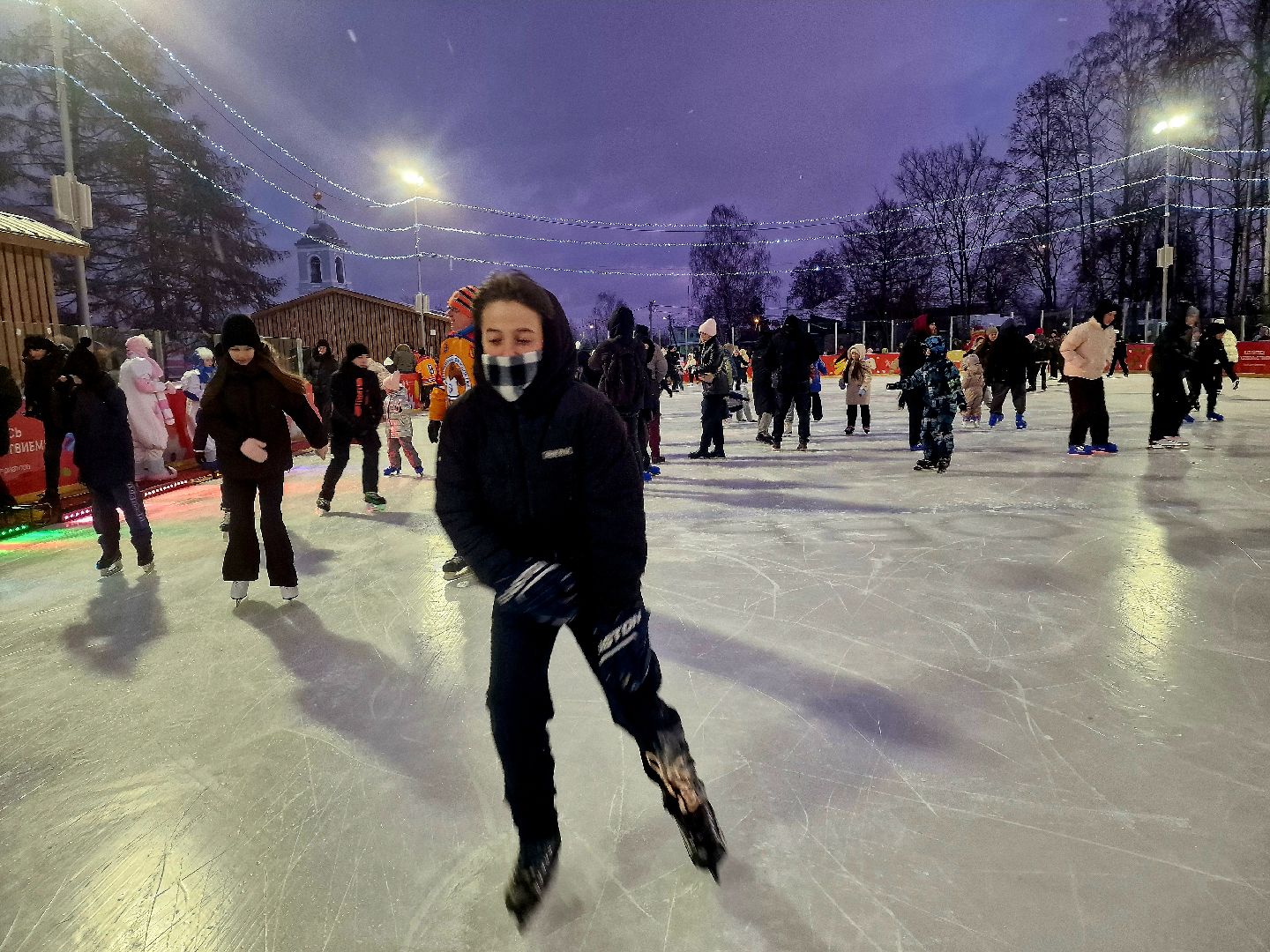 воскресенск, зима в  подмосковье, ледовый каток,