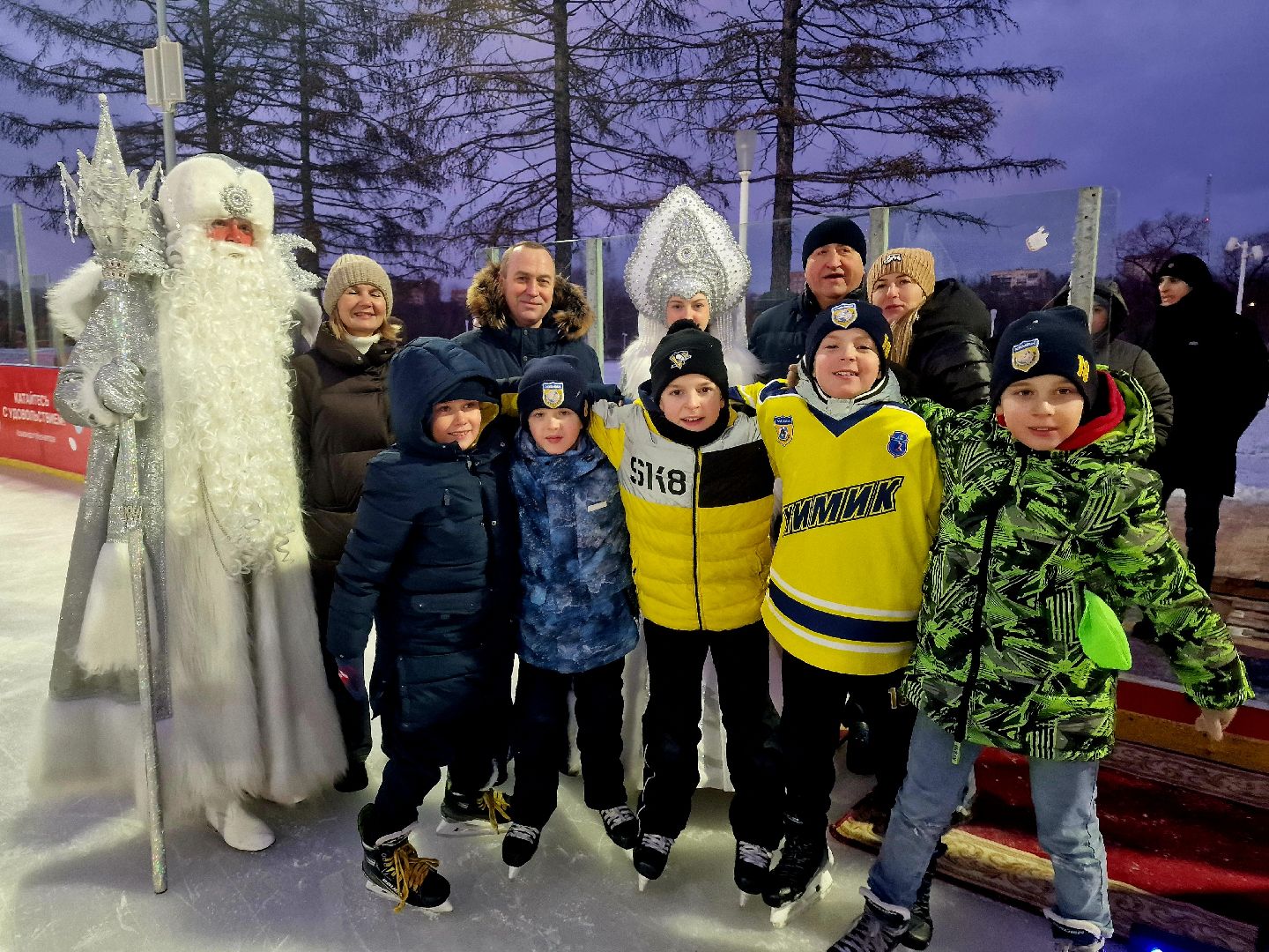 воскресенск, зима в  подмосковье, ледовый каток,