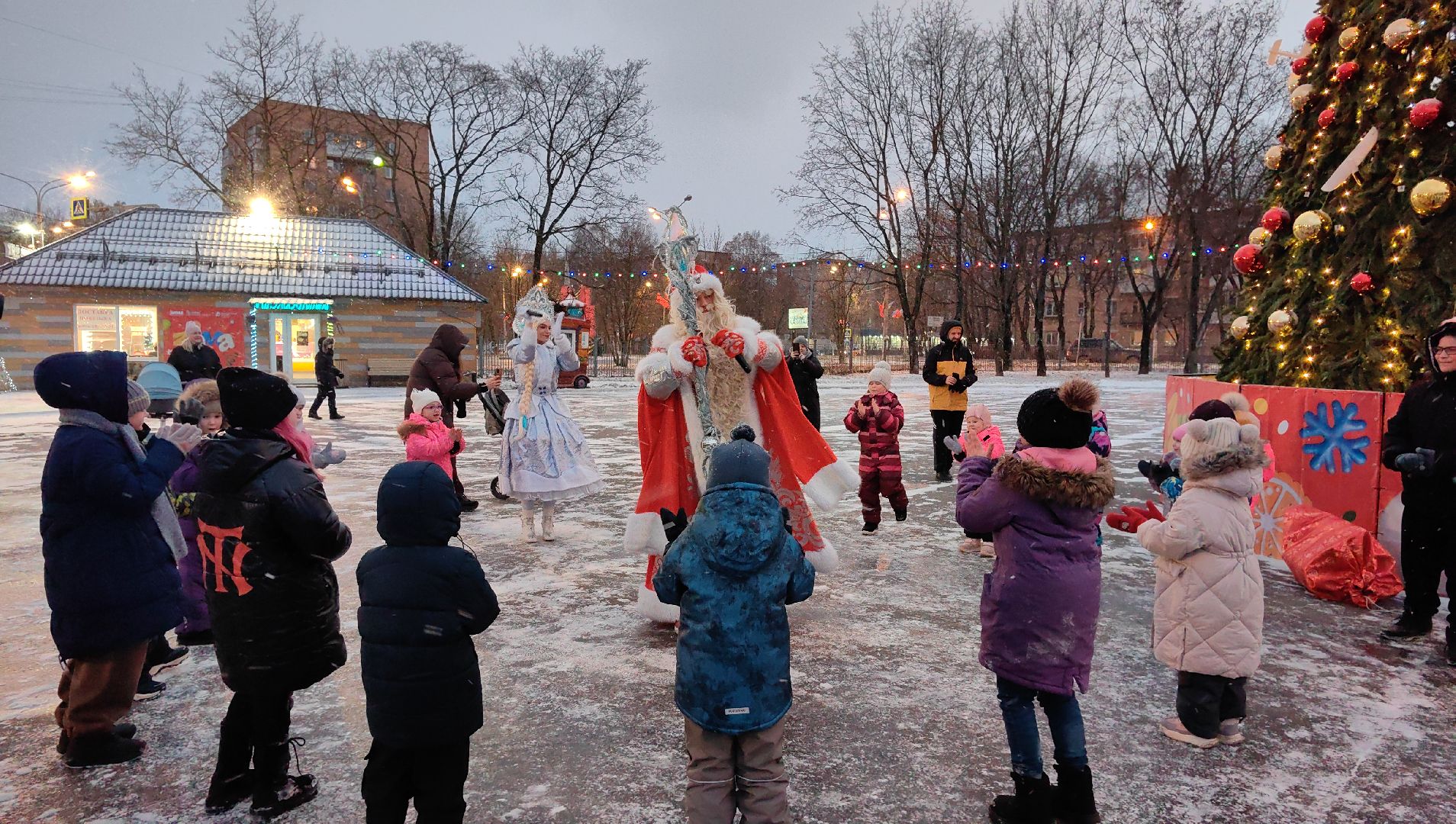Дед Мороз, снегурочка, парк, почта, письмо, квест,