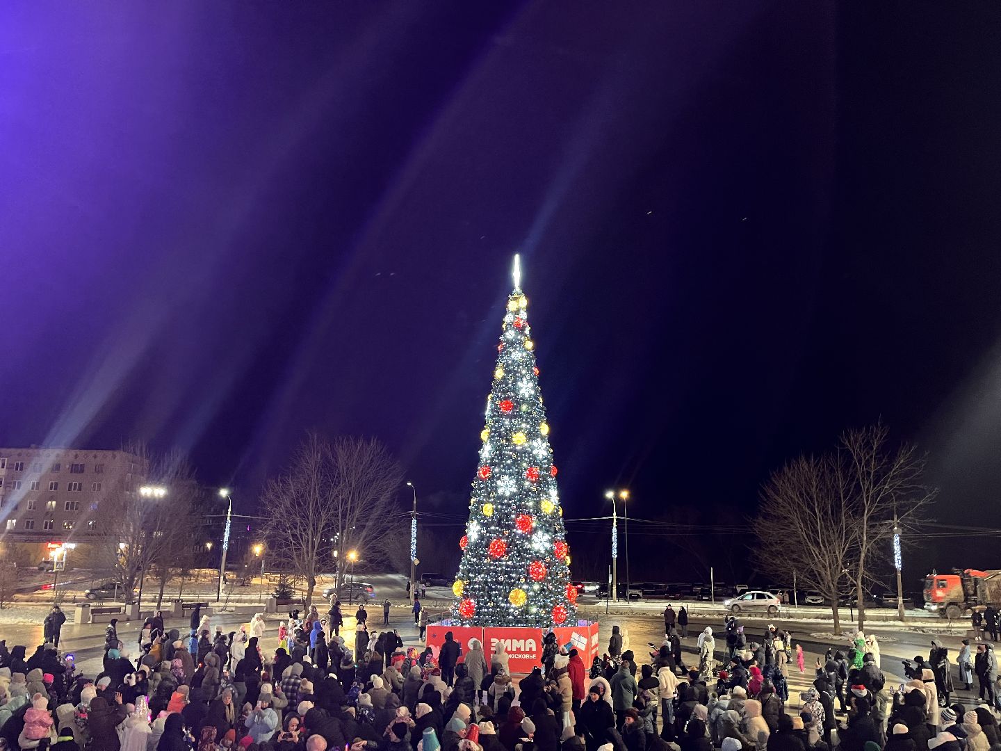 рошаль, главная елка, зажжение елки,