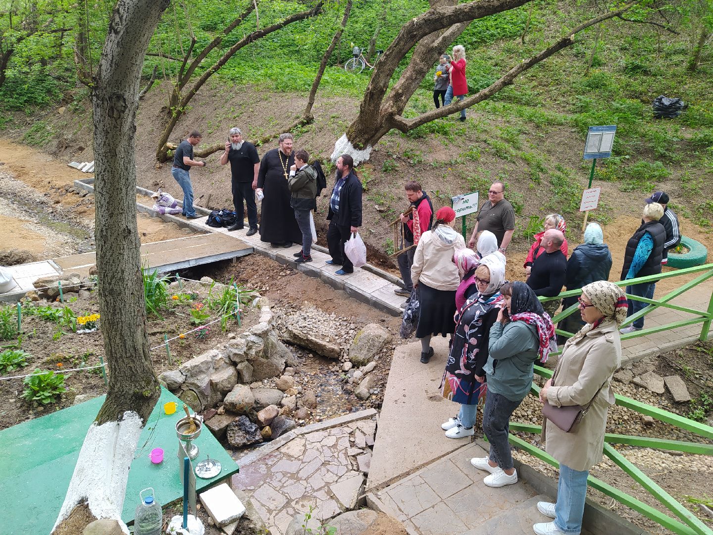 Нахабино, Никольский источник, Церковь, Святой Источник