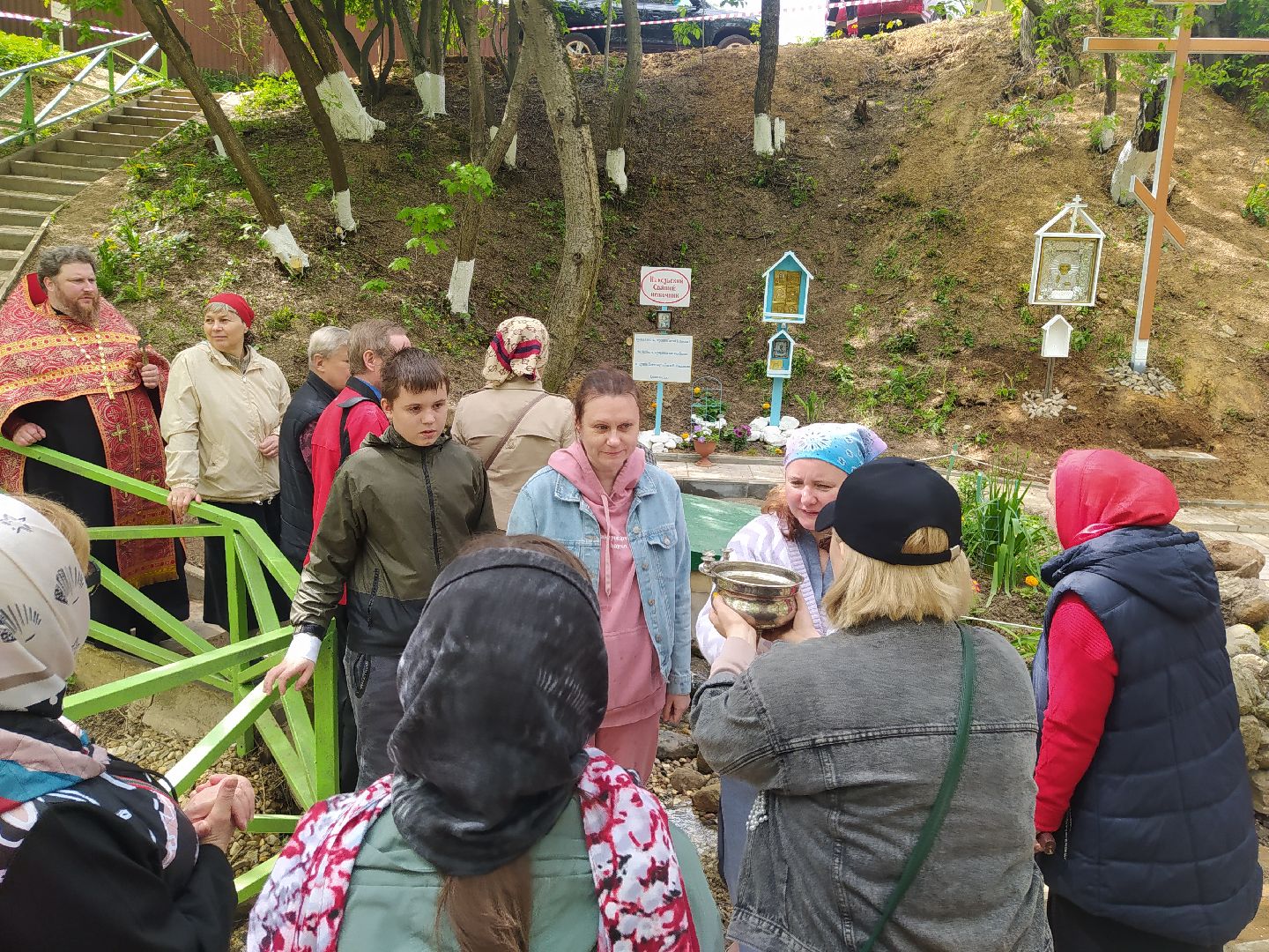 Нахабино, Никольский источник, Церковь, Святой Источник