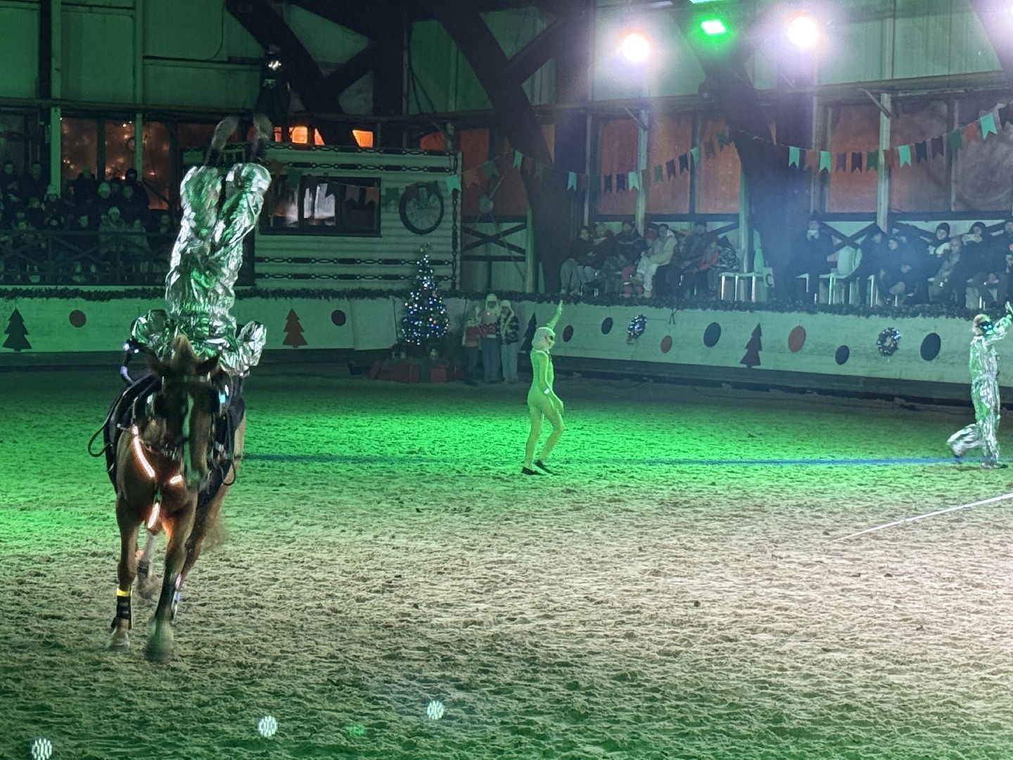 Котельники, Новогодняя елка, Глава, Белка, Лошади, Сказка,