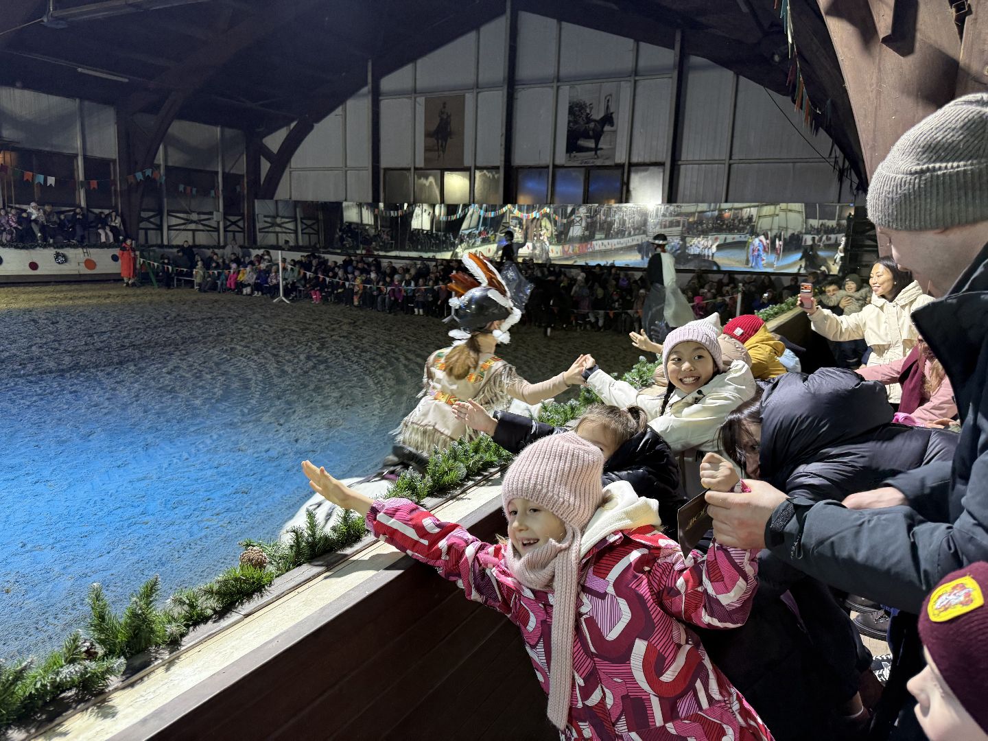 Котельники, Новогодняя елка, Глава, Белка, Лошади, Сказка,