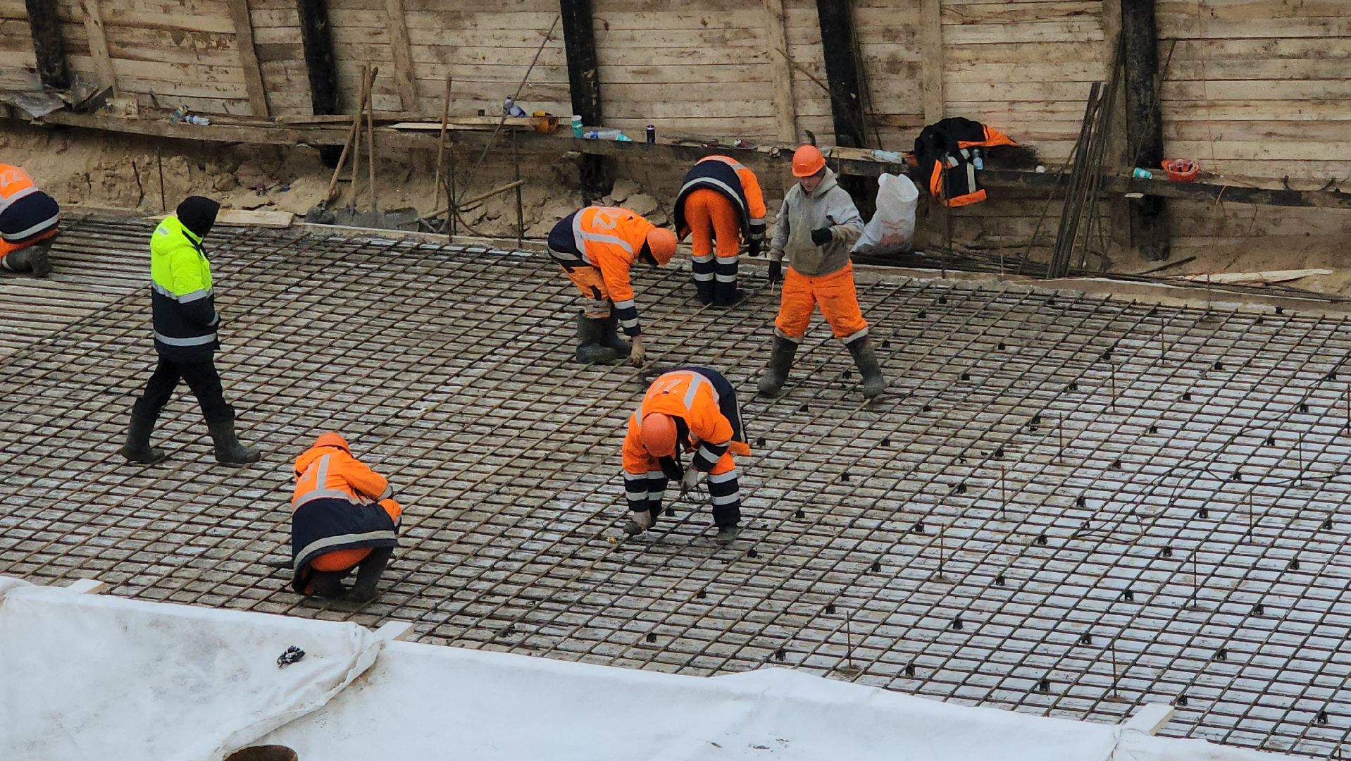 серпухов, парковка в деревне калиново, строительство парковки в серпухове,