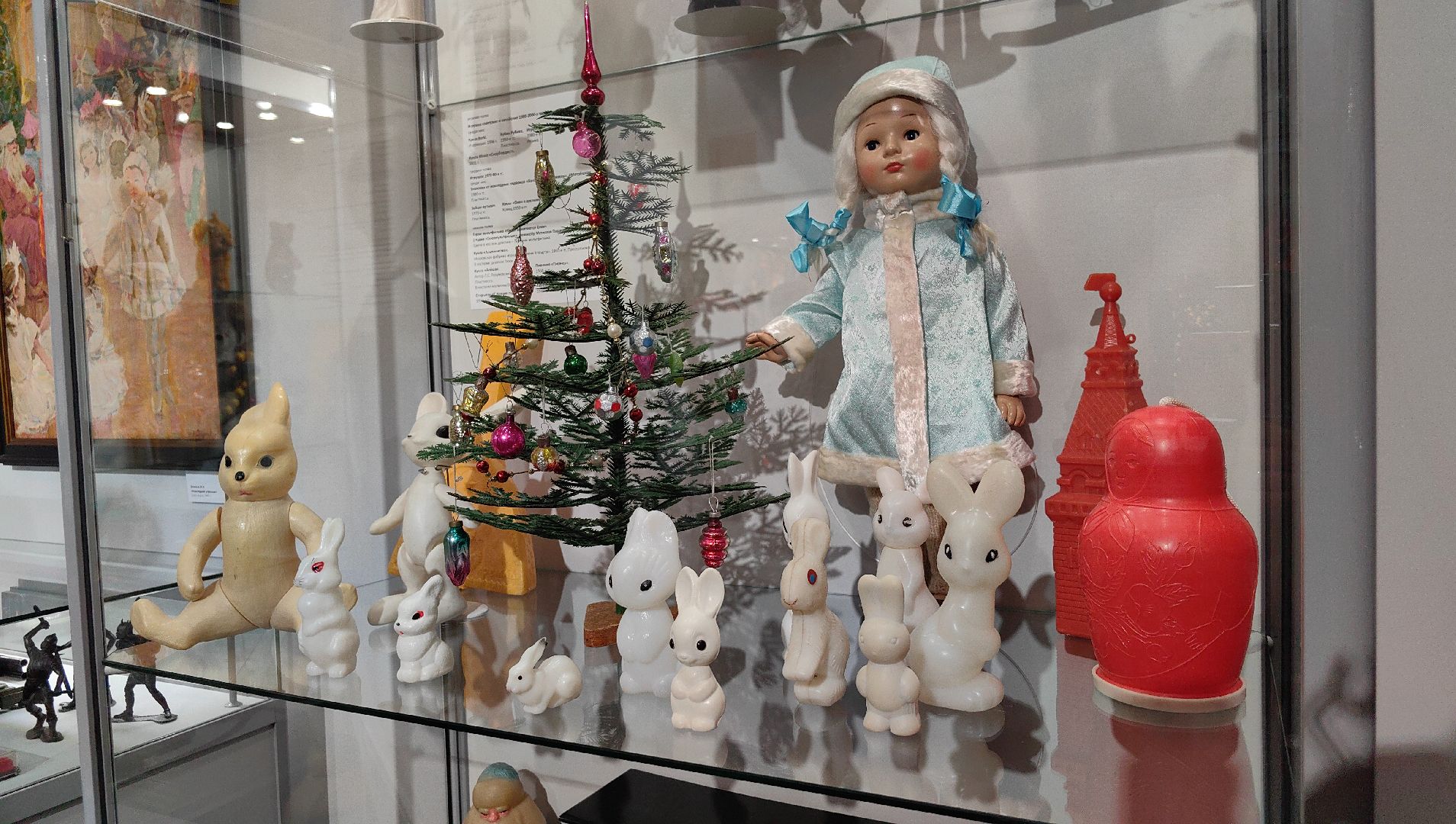 мебель, медвель, новогодние  елка, коллекция, музей,