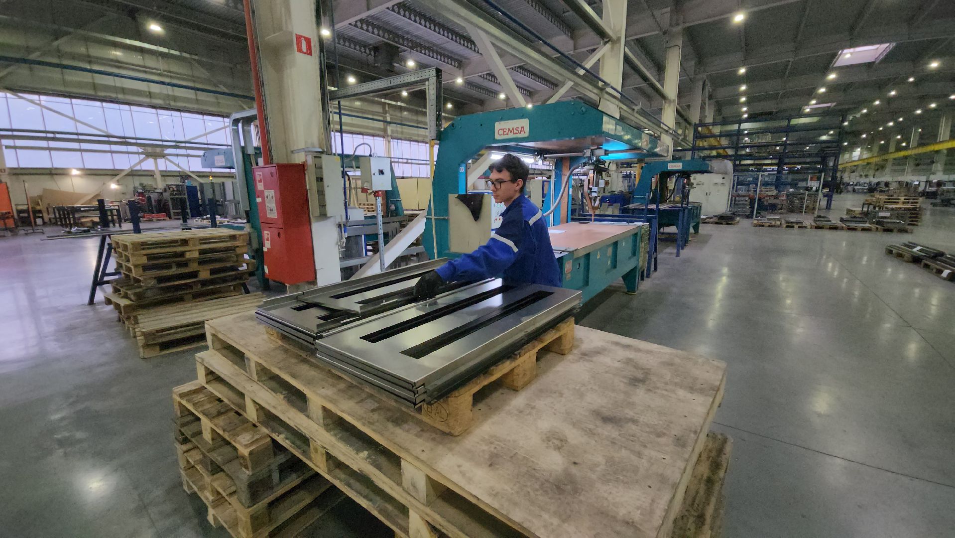 серпухов, серпуховский лифтостроительный завод,