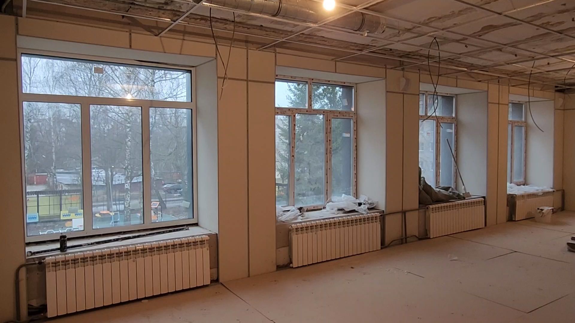 чехов,улица ильича 34а, детсад, дошкольное отделение, лицей 4, капитальный ремонт, капремонт здания, реконструкция, внутренняя отделка помещений, ремонт стен и потолков, замена окон и дверей, монтаж полов, радиаторы отопления, внутренние инженерные сети, слаботочные сети, укладка плитки,финишная отделка, госпрограмма московской области,