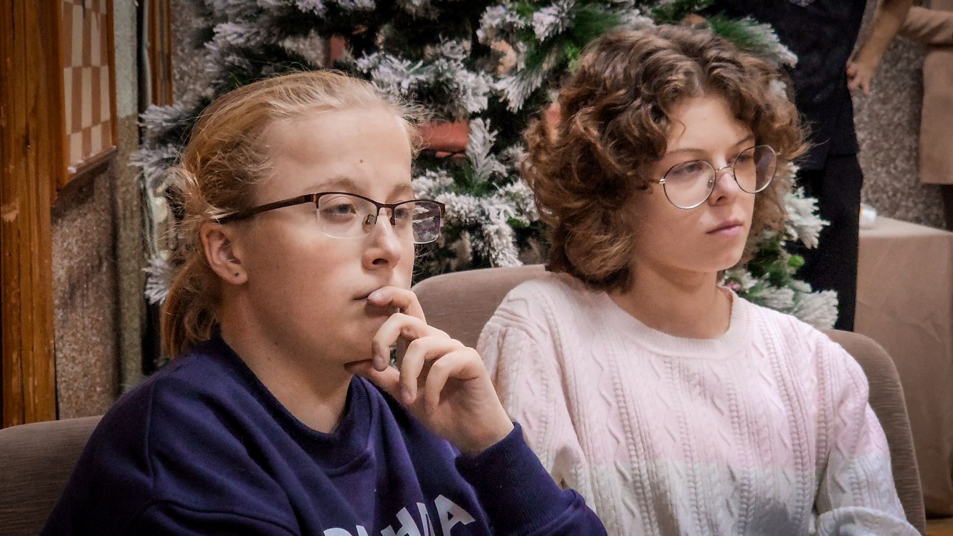 бронницы, день памяти военных корреспондентов , выставка про военкоров в бронницах,молодежный центр алиби,