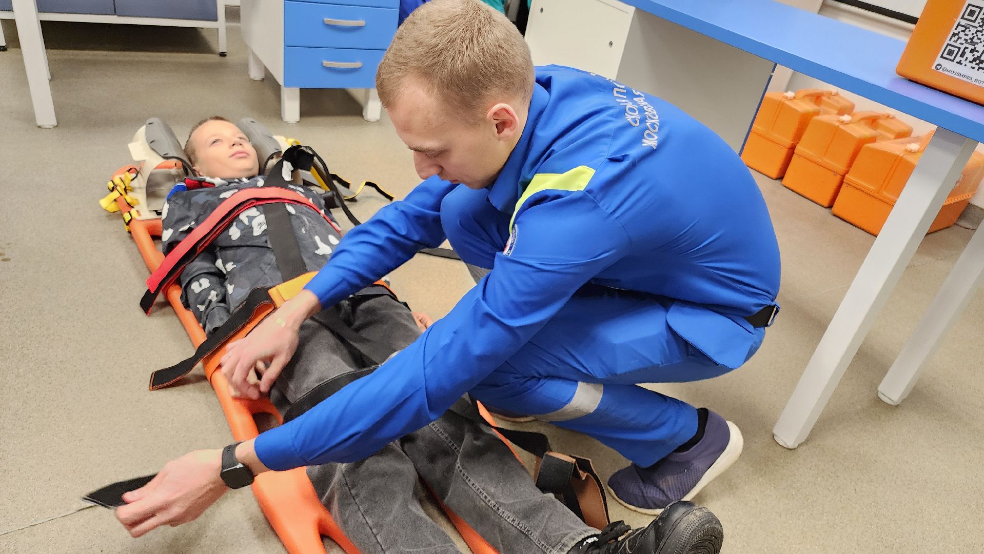 кашира, скорая помощь, волонтеры подмосковья, экскурсия, школьники,