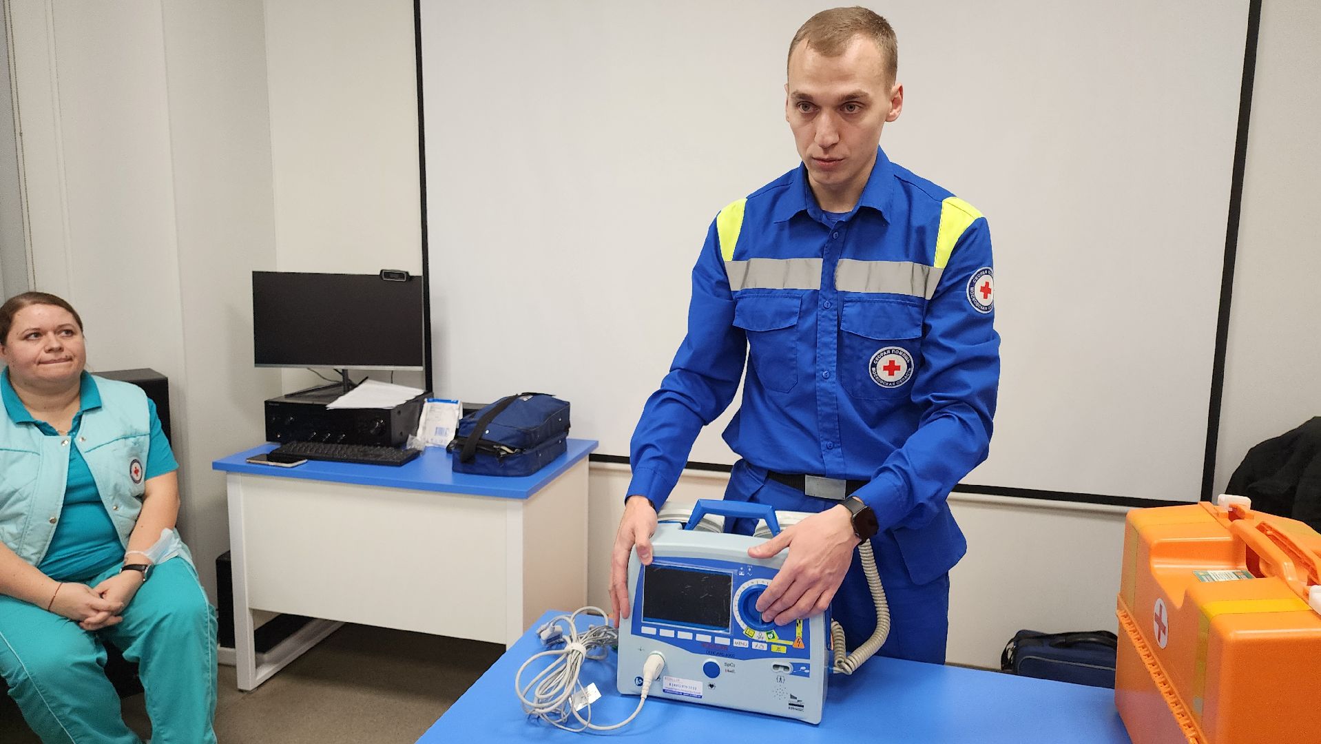 кашира, скорая помощь, волонтеры подмосковья, экскурсия, школьники,