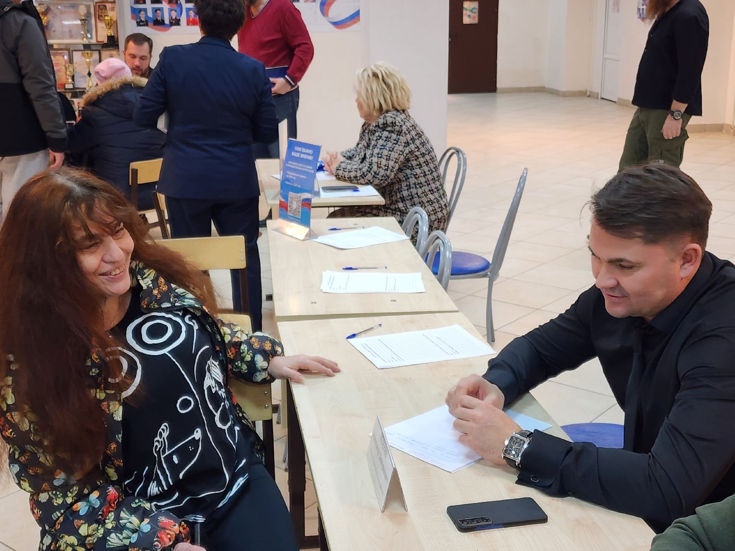 чехов, поселок любучаны, выездная администрация, встреча с жителями, обращения граждан, мемориал воинской славы, памятник, благоустройство территории, освещение, лавочки и урны, реставрация памятника, лариса новикова, александр тетерин, управление благоустройства, глава округа михаил собакин,