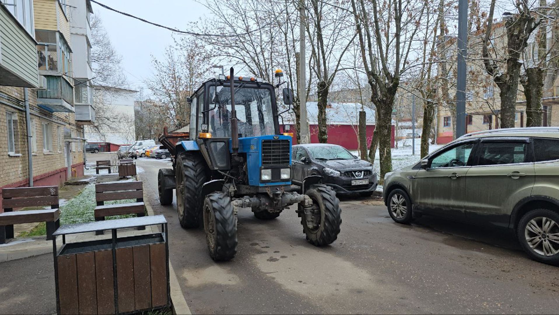 можайск, можайский муниципальный округ, подмосковье, жкх, коммунальщики , гололед, обработка территории , Единый дорожно-транспортный центр,