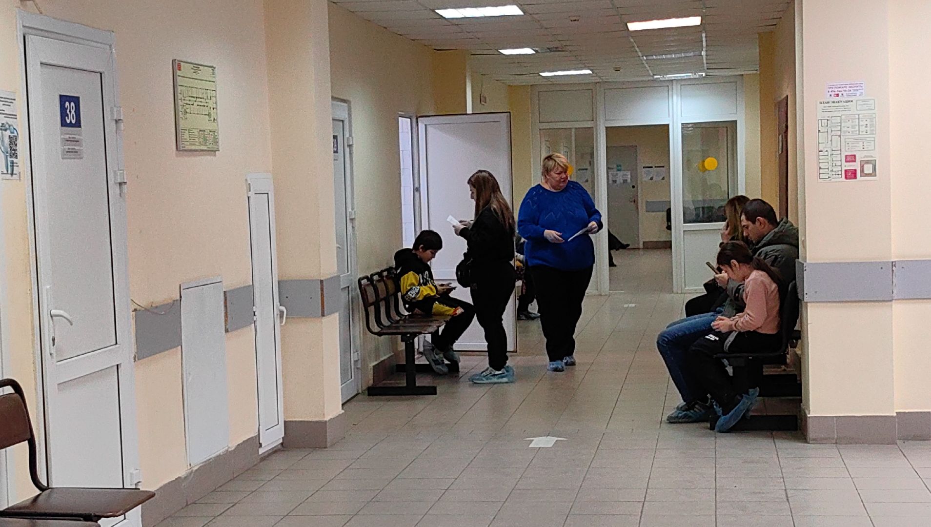 врач, терапевт, грипп, поликлиника, вирус,