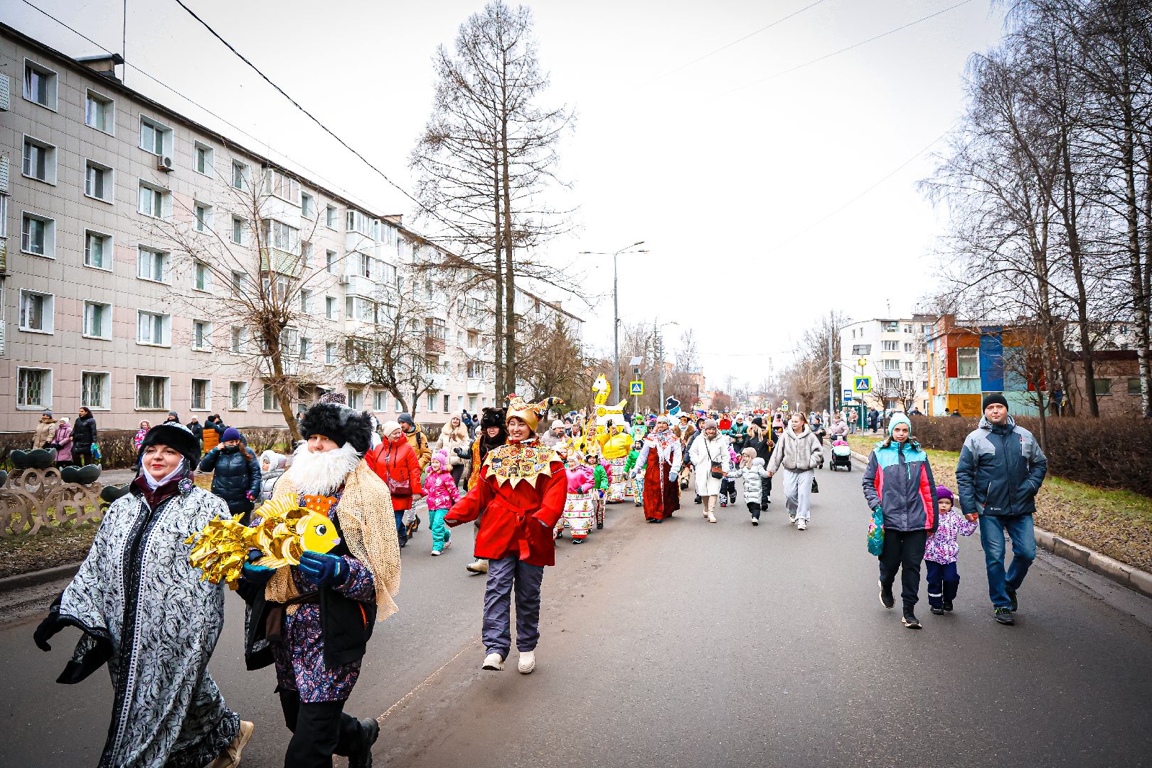 клин, общество, культура, карнавал с дедом морозом, подмосковье,