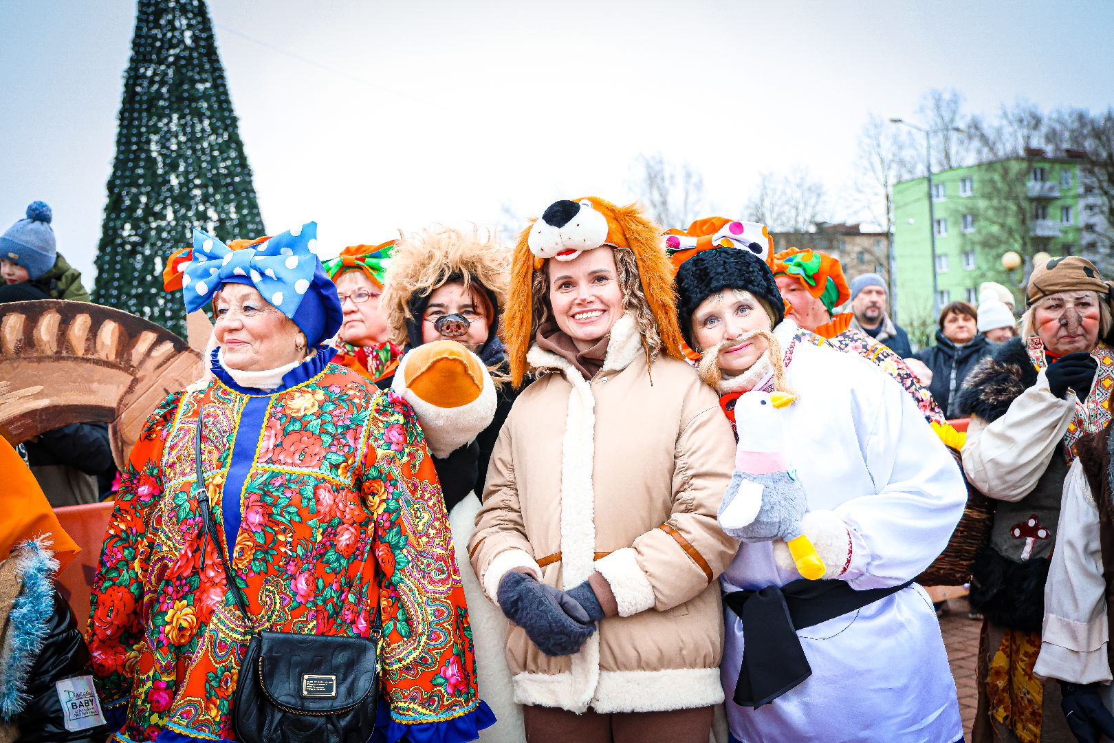 клин, общество, культура, карнавал с дедом морозом, подмосковье,