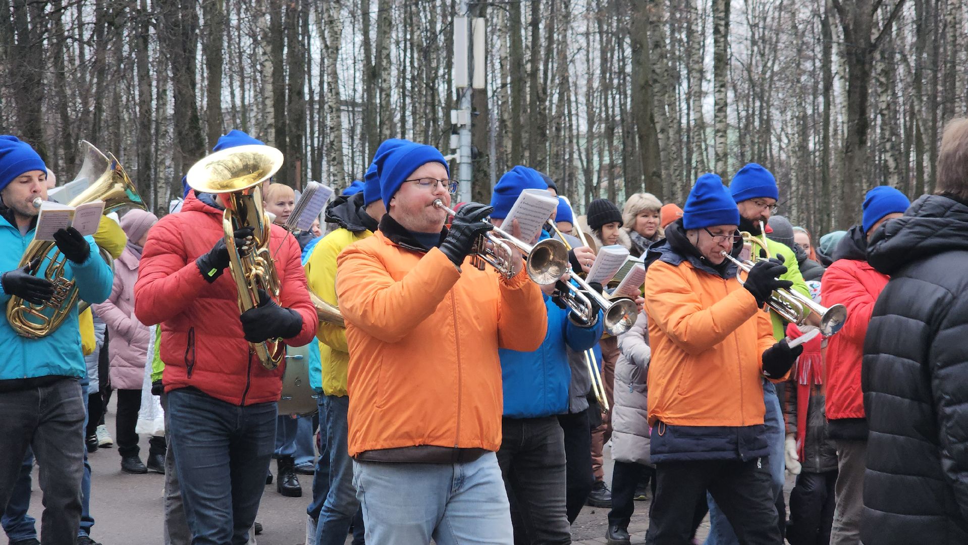 королёв, Слет дедов морозов, центральный парк,