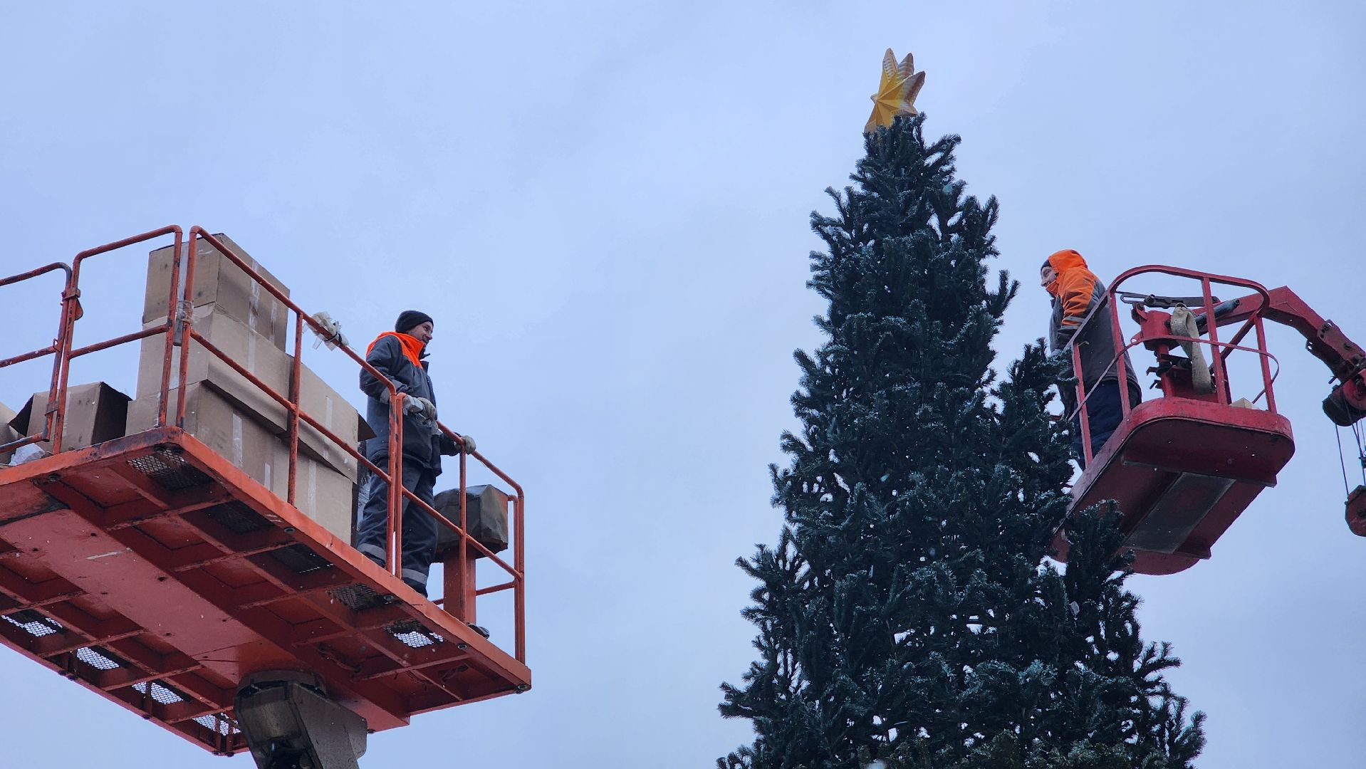 новогоднее оформление, новый год 2026, главная елка протвино,