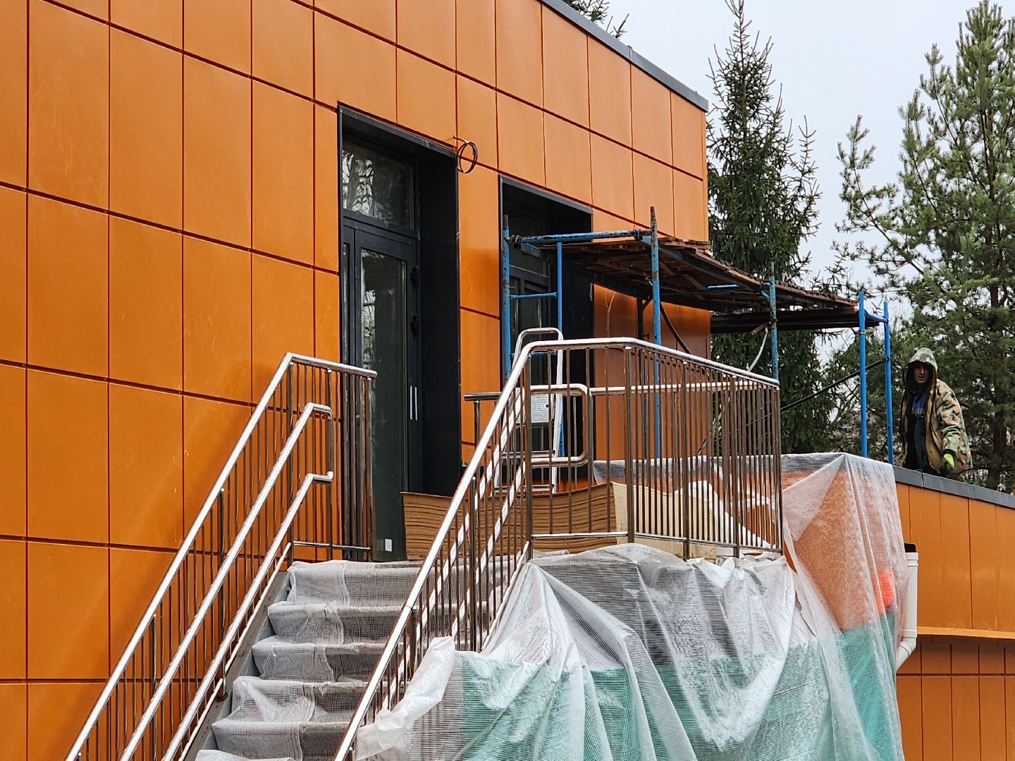 чехов,детский сад, дошкольное отделение, лицей 4,  капитальный ремонт, капремонт здания, благоустройство территории, новые павильоны, теневые навесы, беседки, детские площадки, игровые зоны, качели горки карусели, мини-футбол, пешеходные дорожки, столбы освещения, проходы и проезды, входные группы, госпрограмма московской области, капремонт социальных объектов,